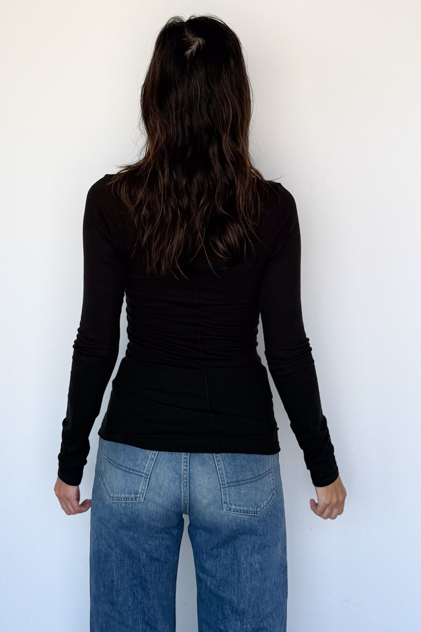 Silk Rib Fitted Plunge Neck