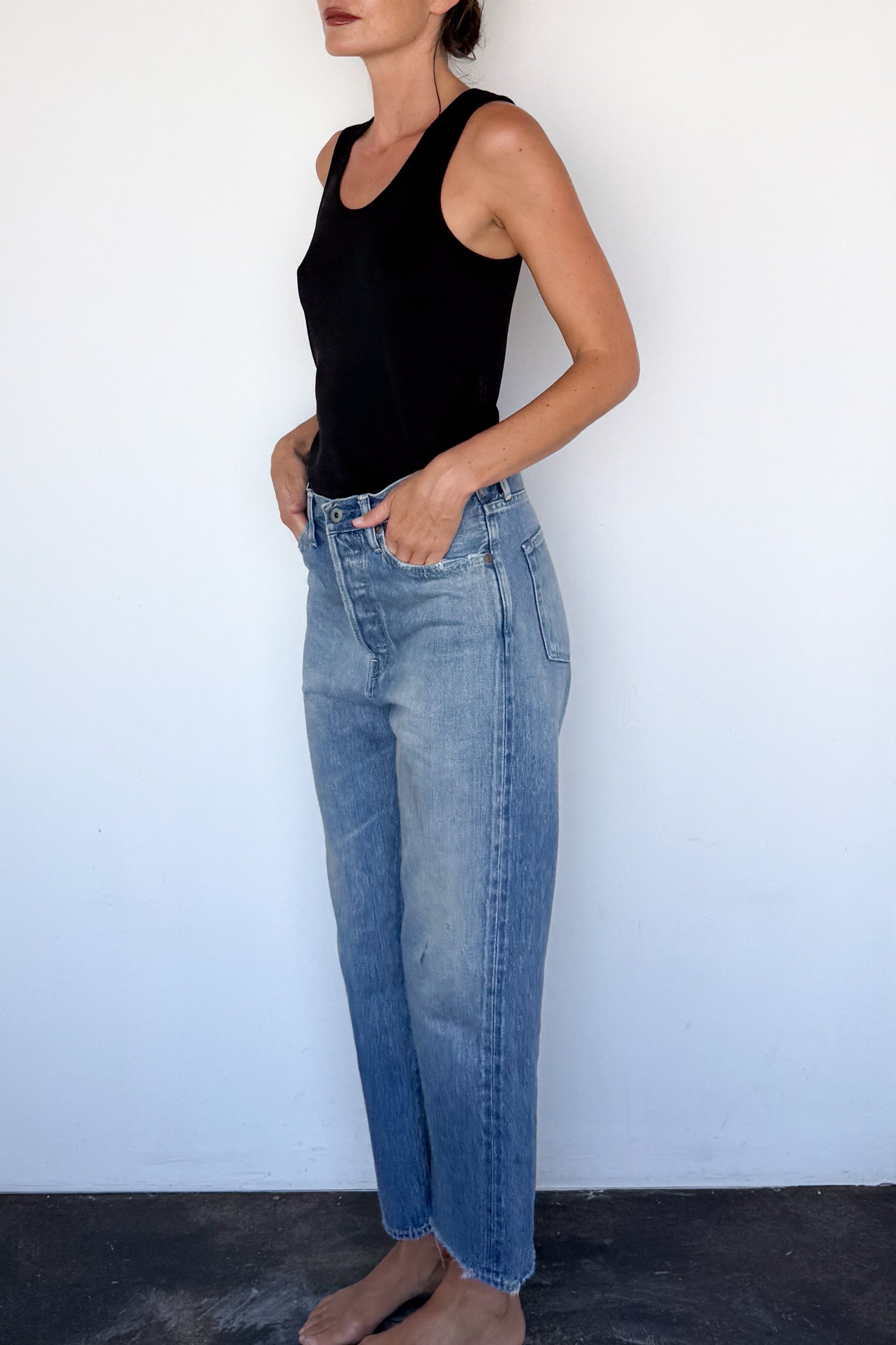 Wide Tapered Cut Jean