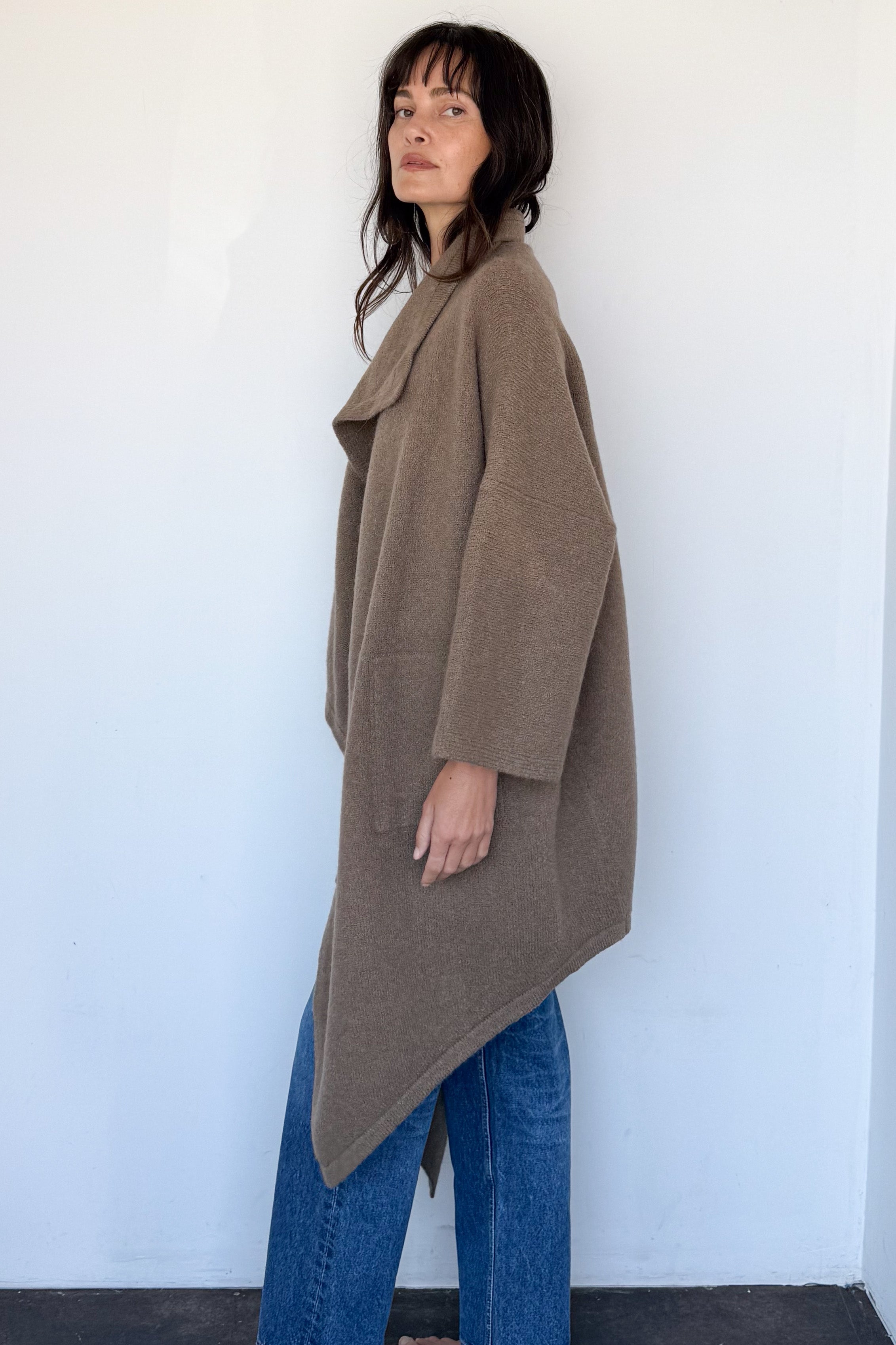 Tobacco Drape Mantle