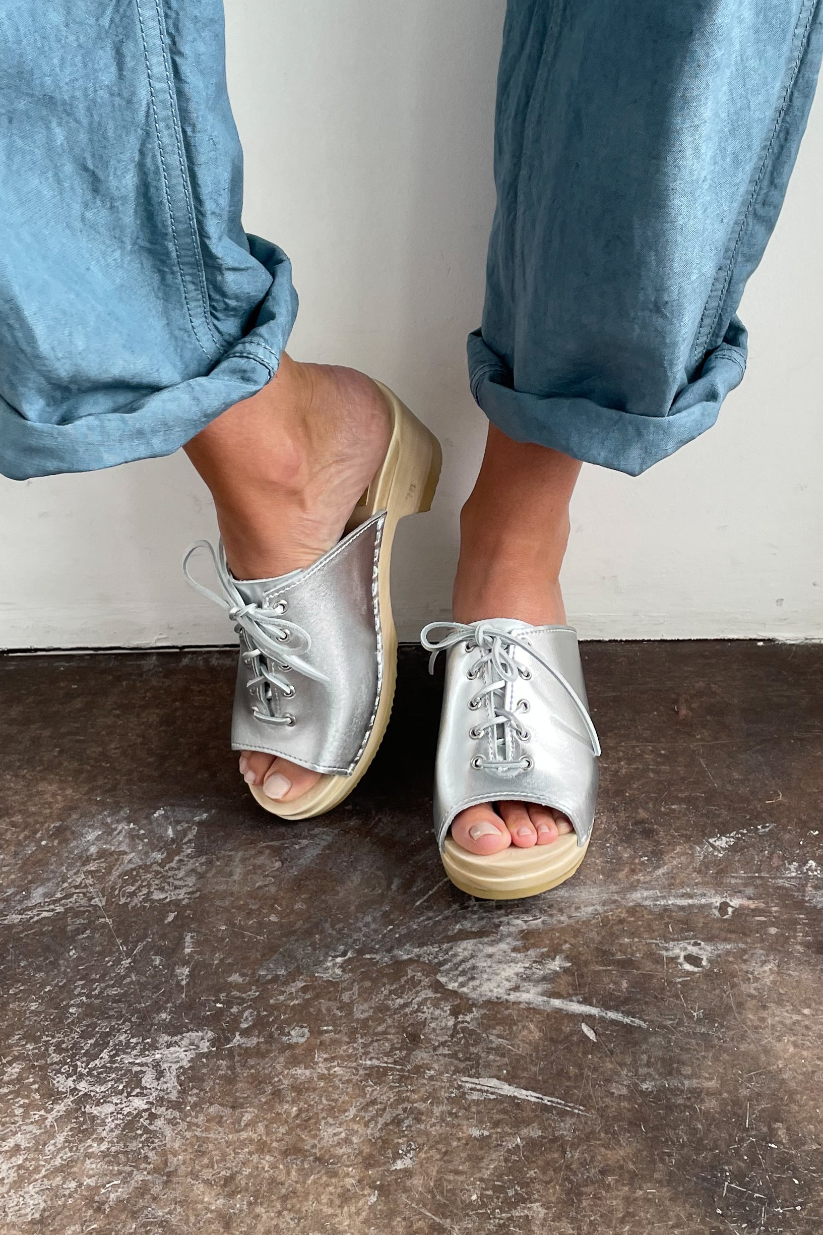 Simone Mid Heel Clog