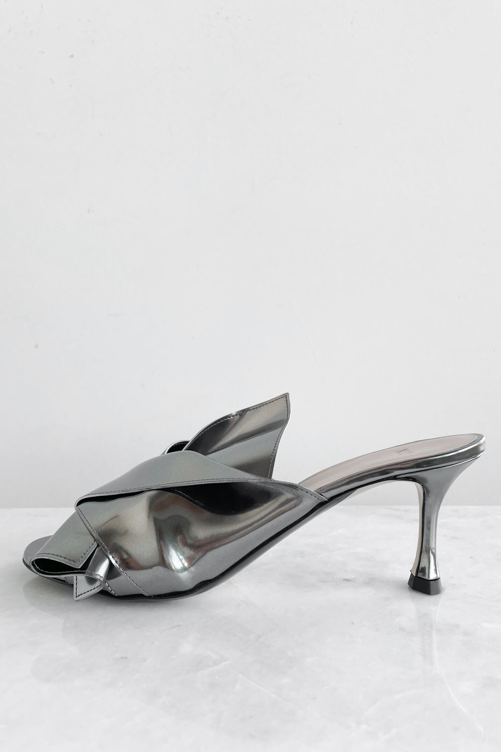 Metallic Bow Kitten Heel