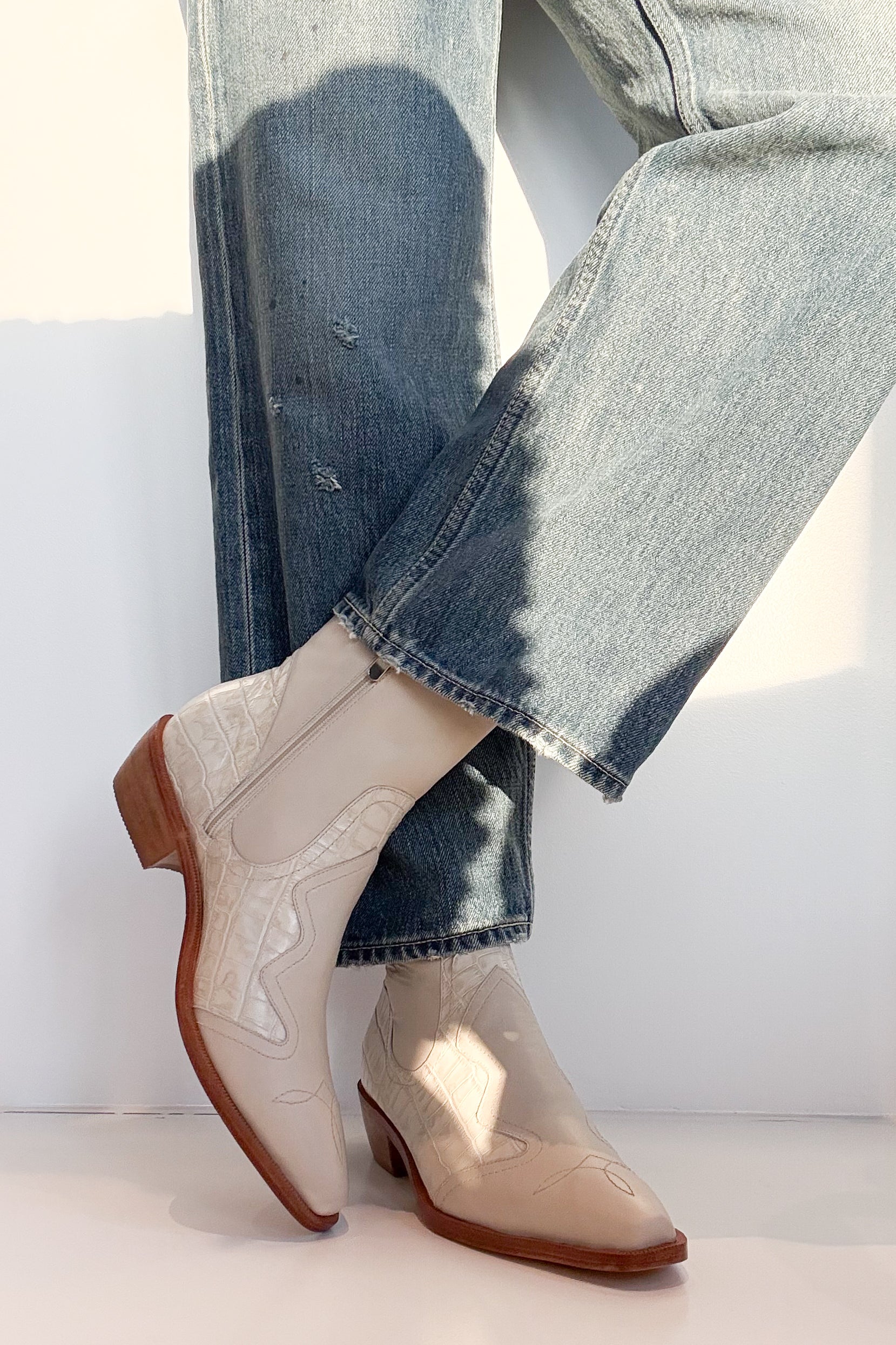 Winnie Low Boot – SUNROOM