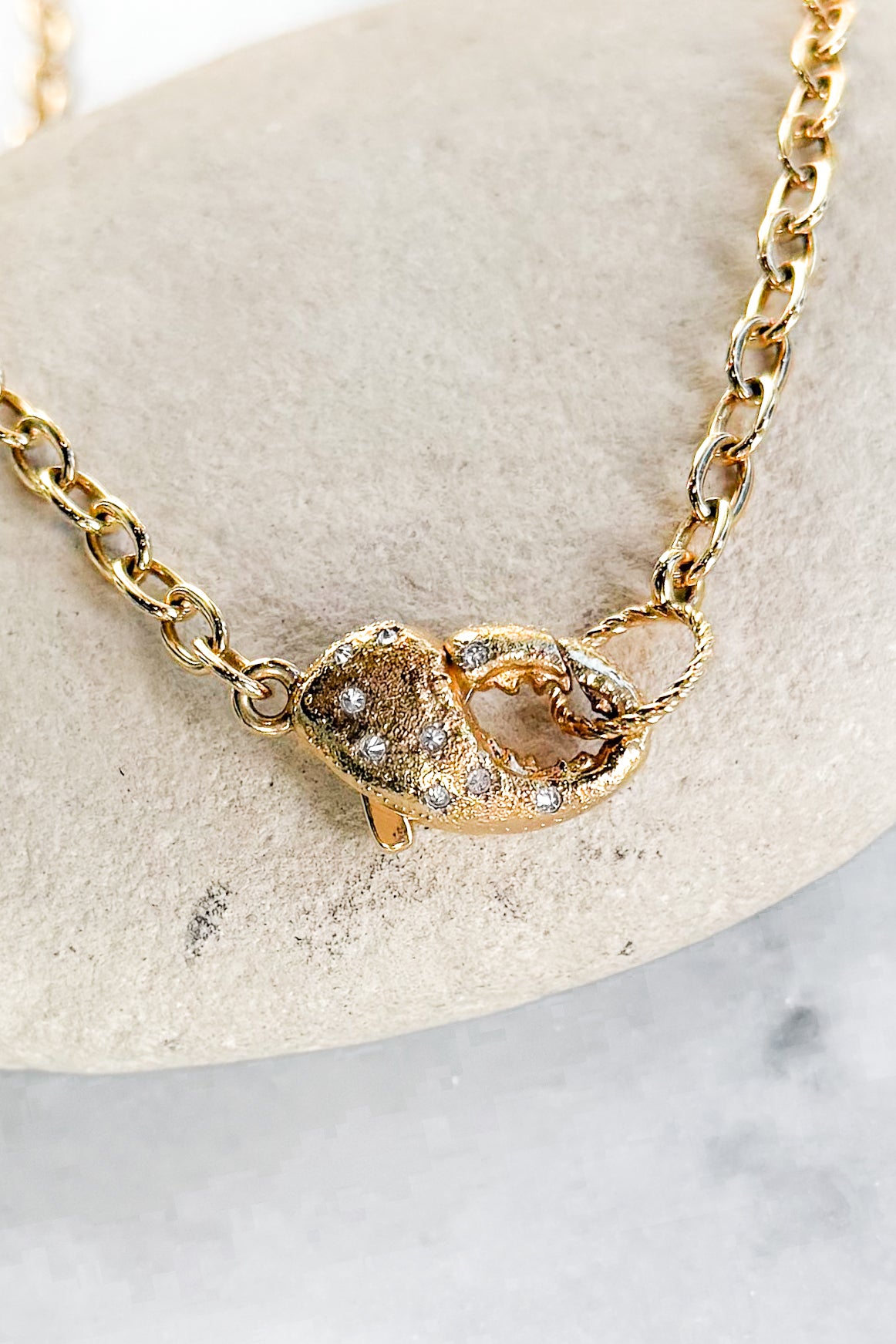 Jumbo IT'S A LOBSTER CLASP Chain Necklace