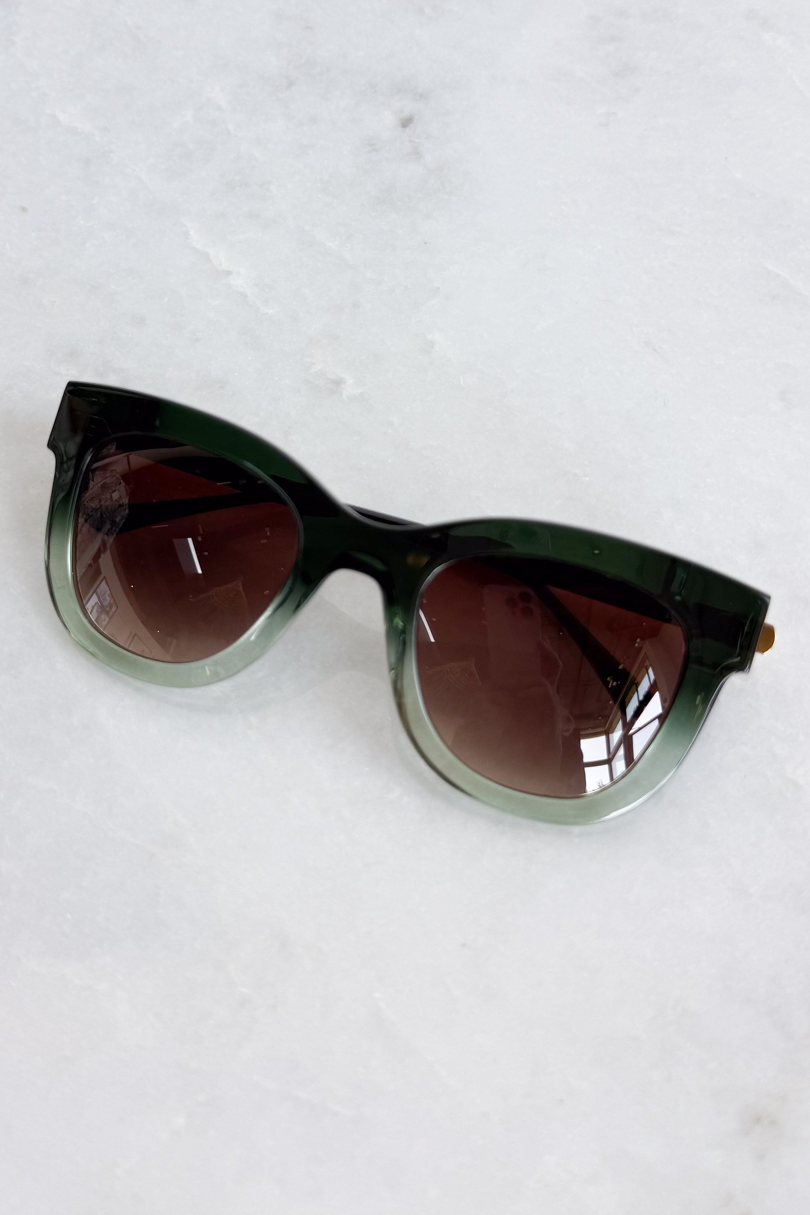 Sexxxy Gradient Green Sunglasses – SUNROOM