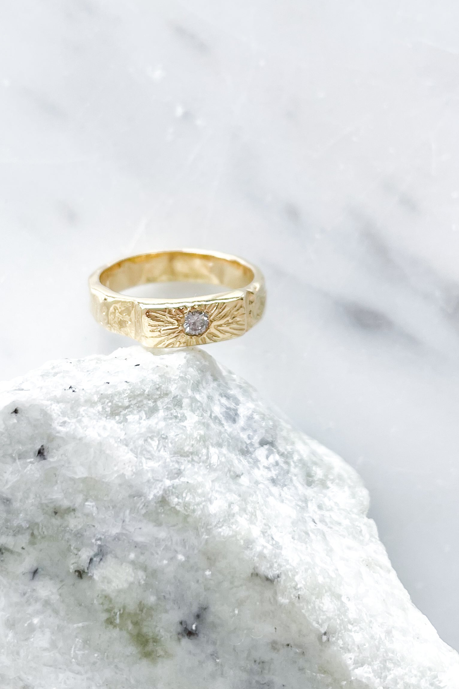 Diamond Eye of Love Band