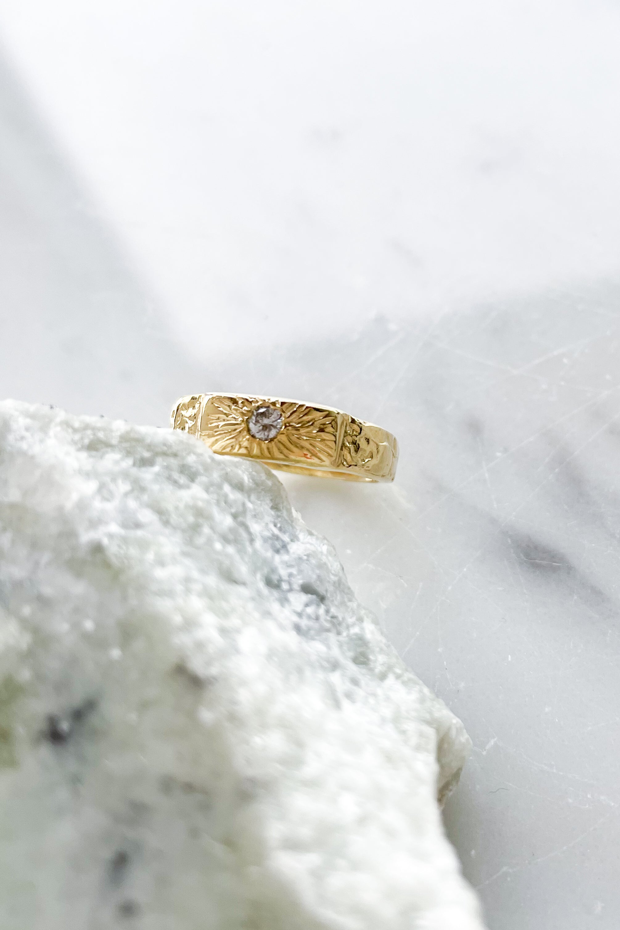 Diamond Eye of Love Band