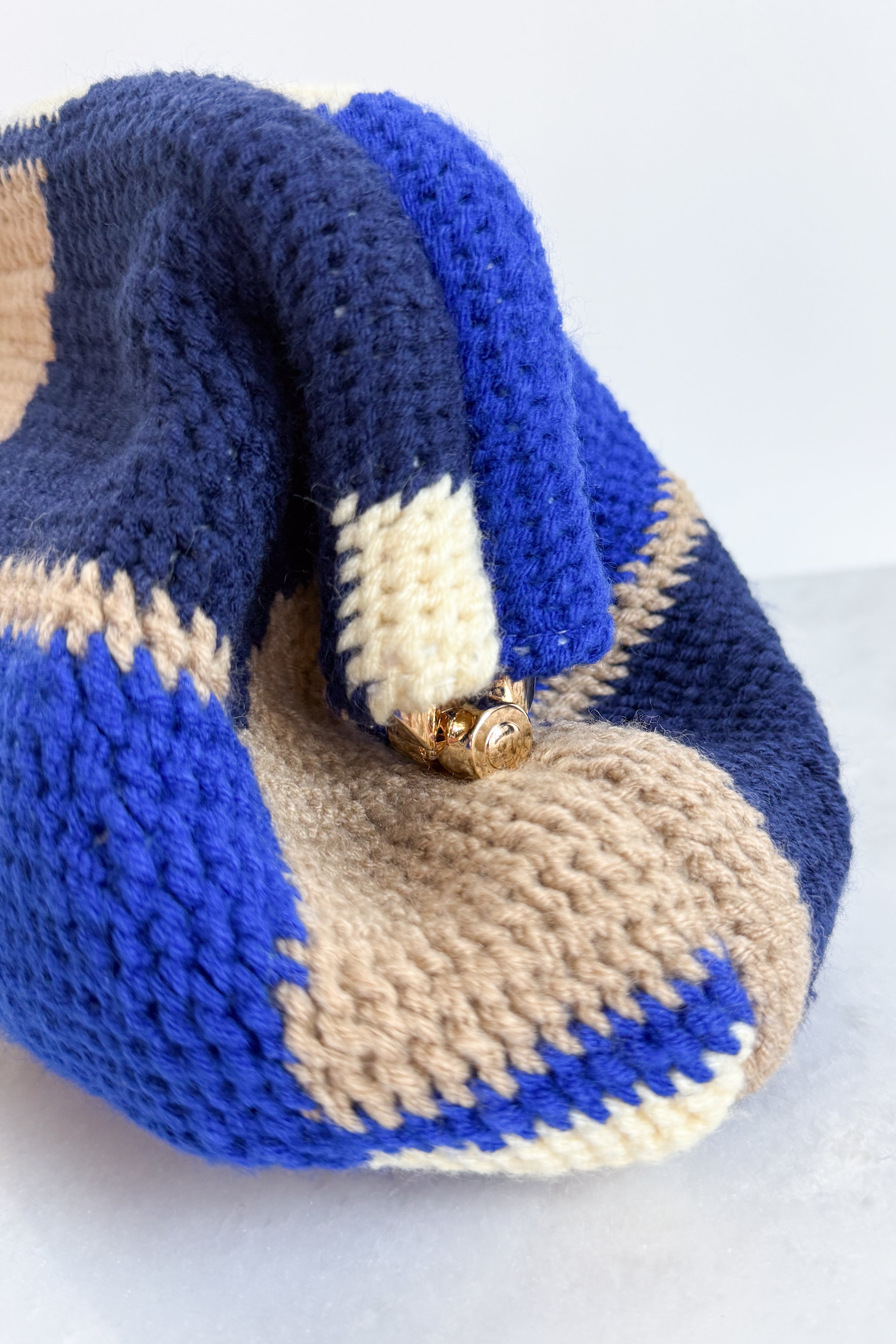 Block Bilum Clutch by Muma Bahu