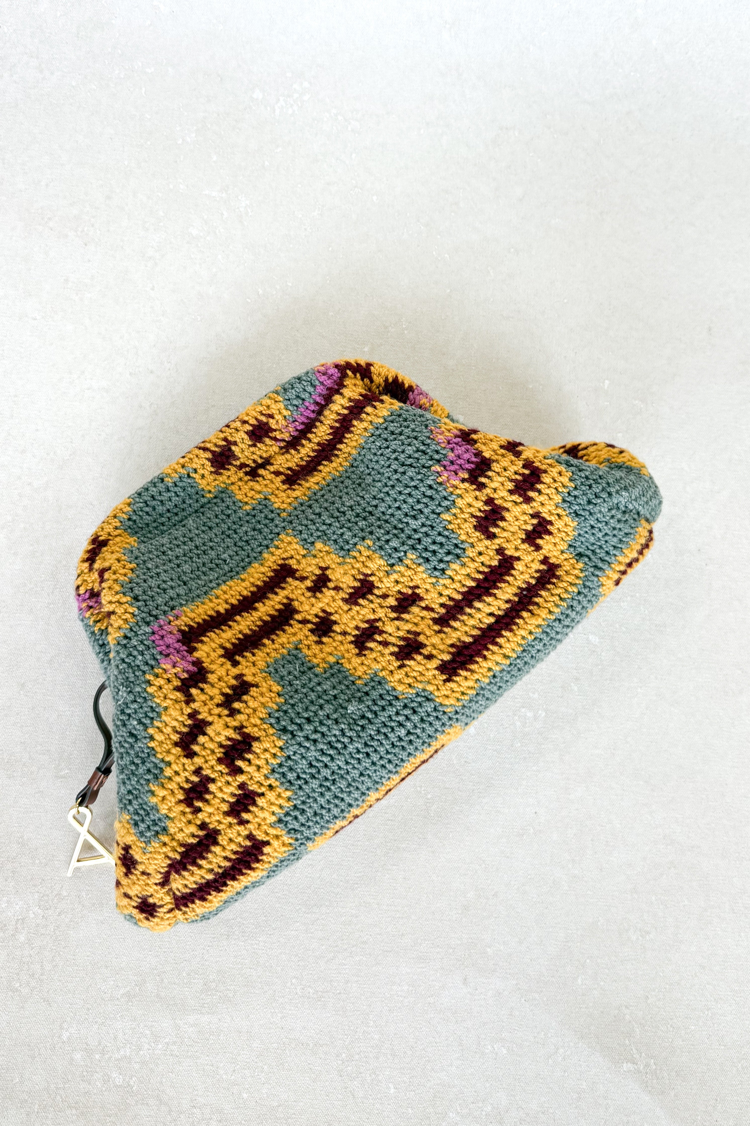Mountain Bilum Clutch by Susan 1/1