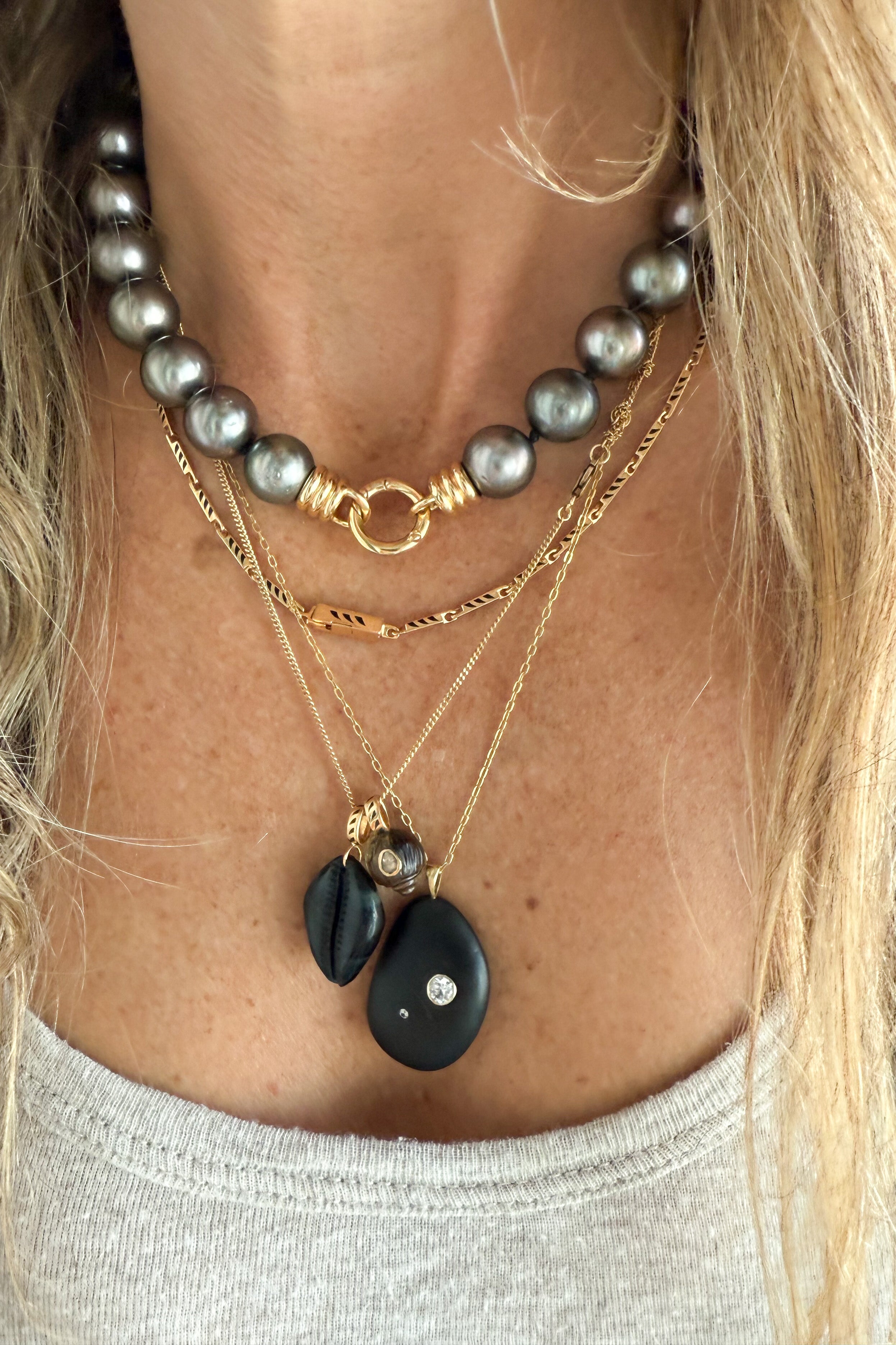 Tahitian Pearl Ancla Necklace