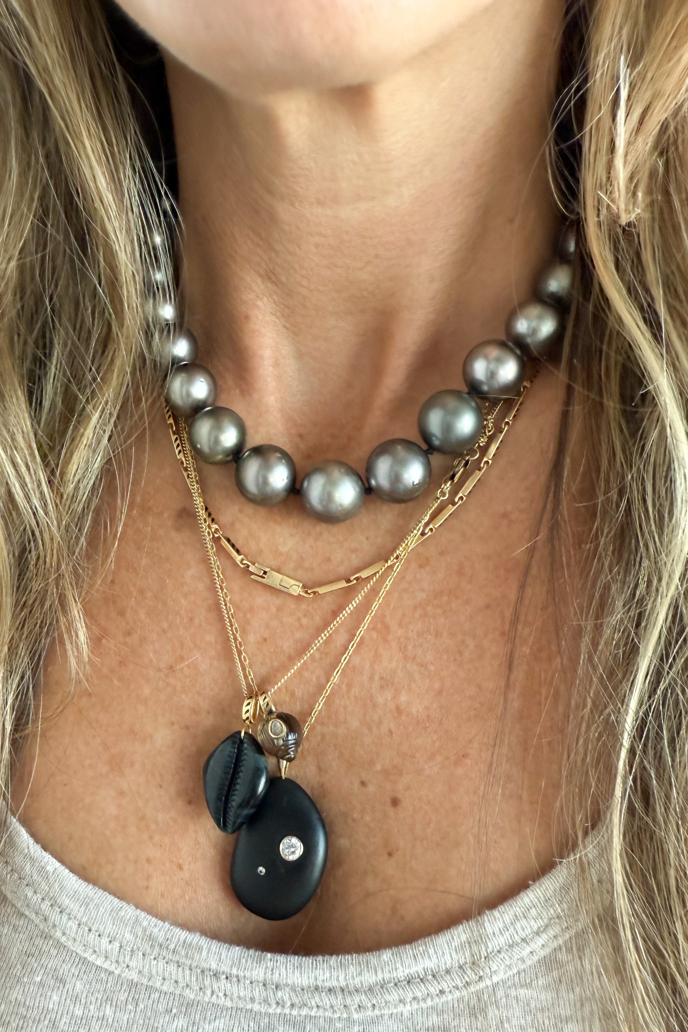 Tahitian Pearl Ancla Necklace