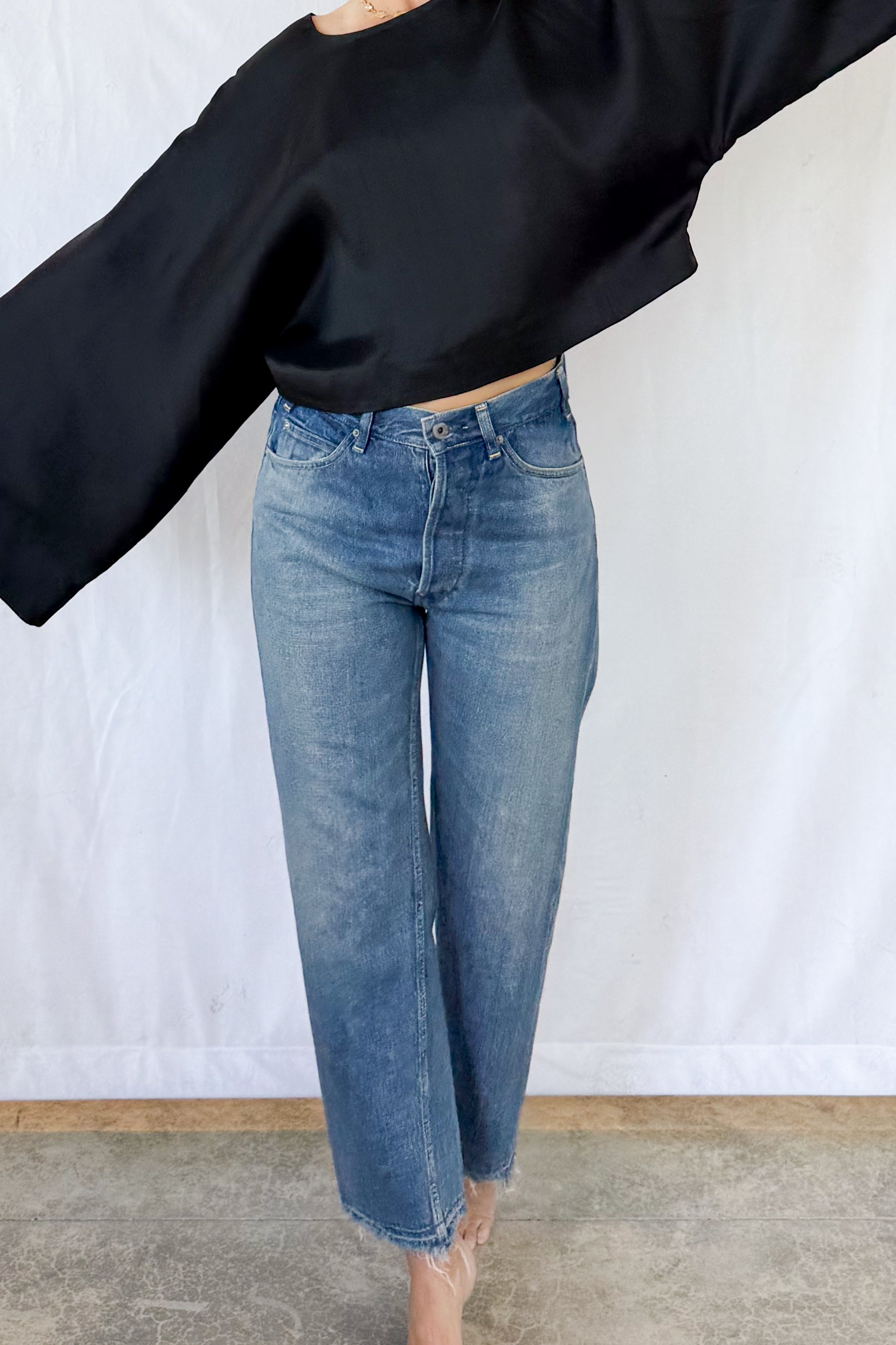 Narrow Straight Cut Jean