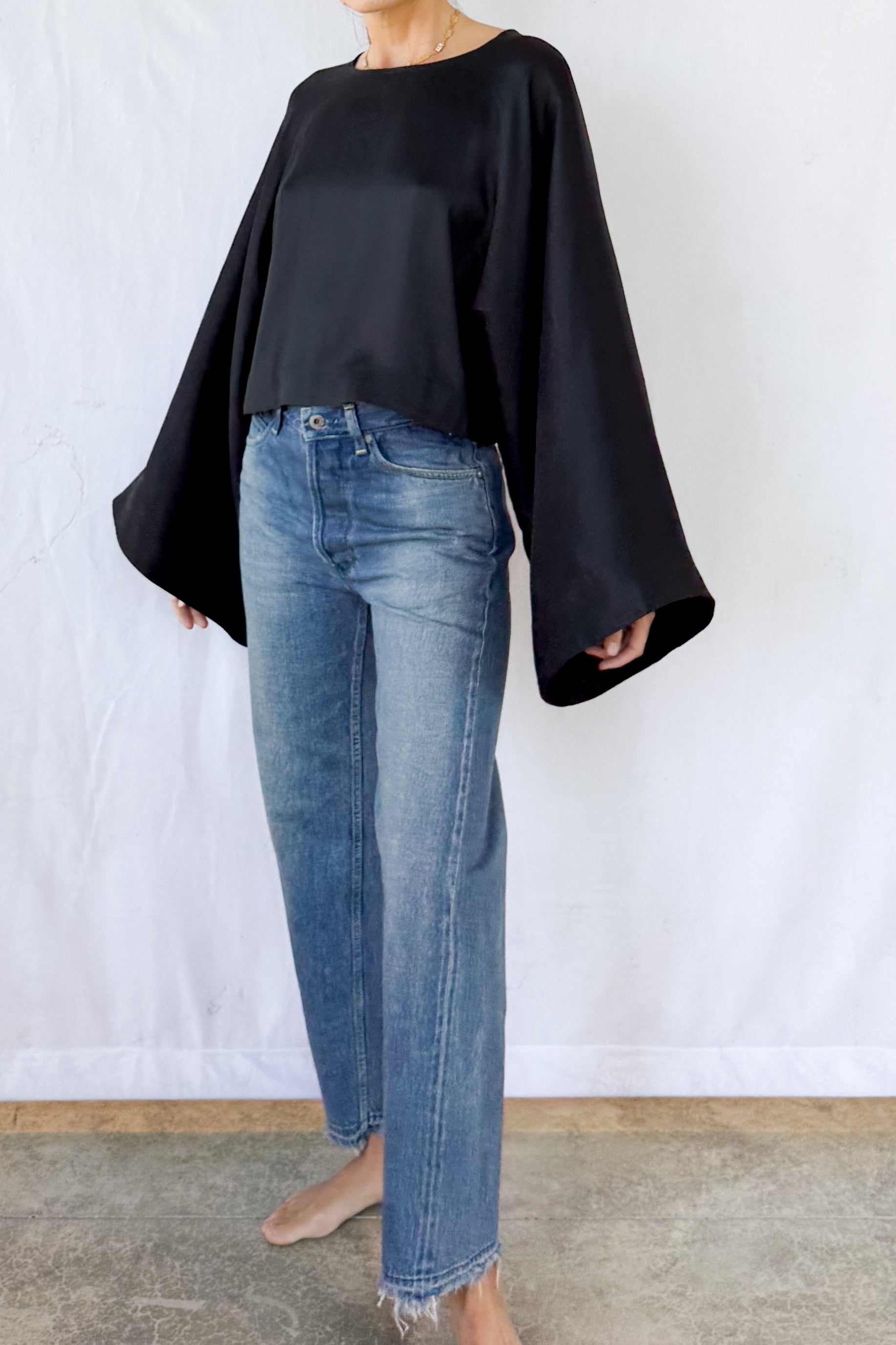 Narrow Straight Cut Jean