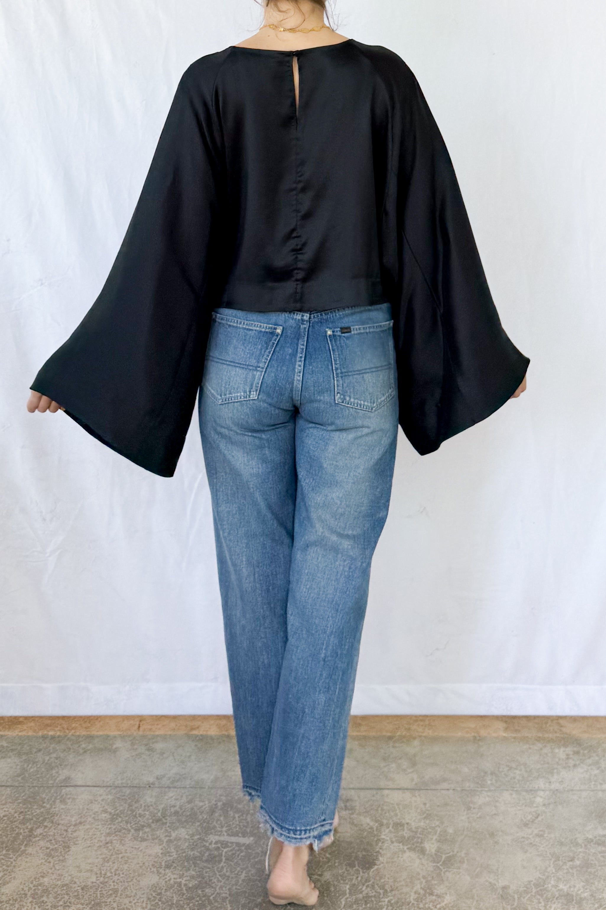 Narrow Straight Cut Jean