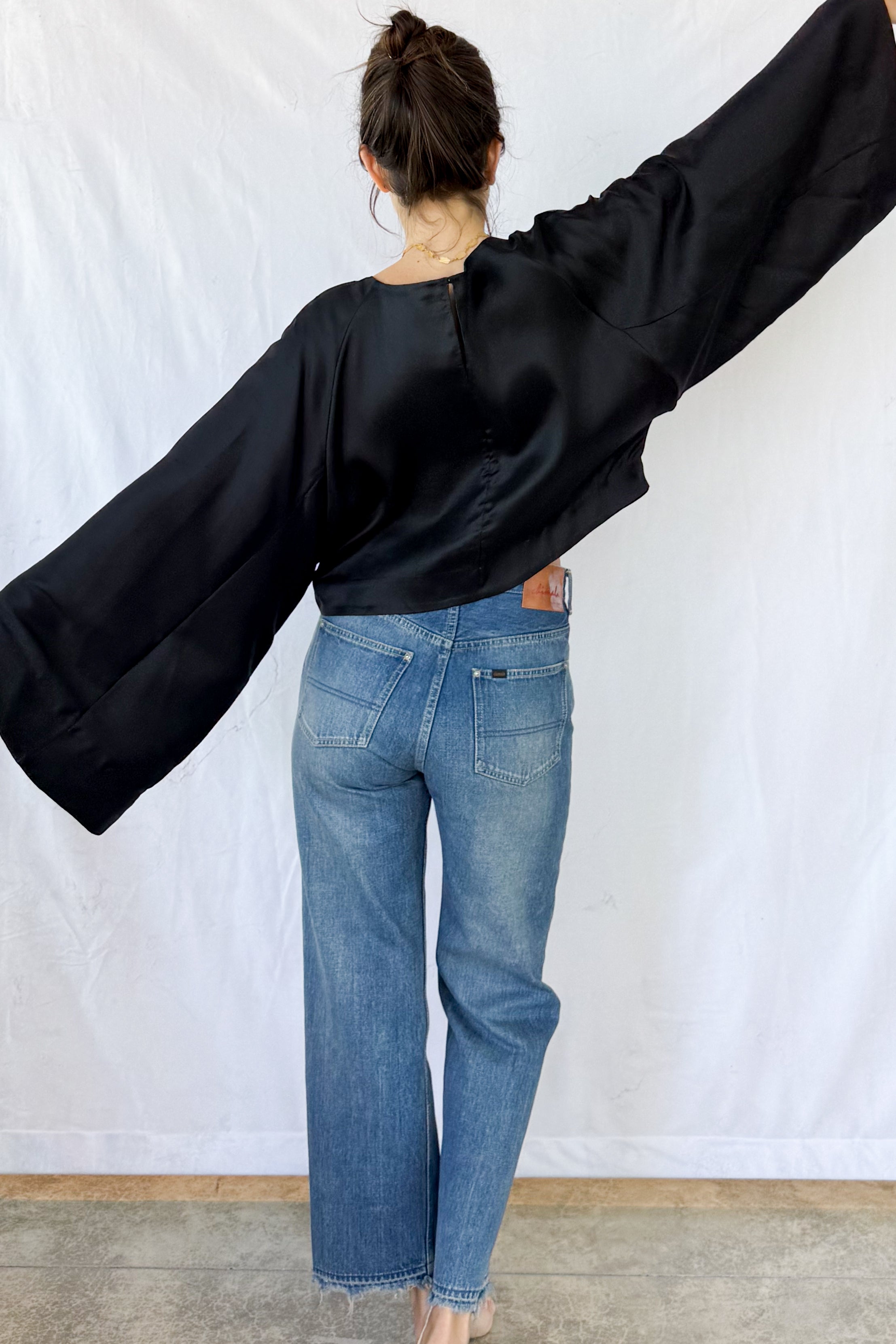 Narrow Straight Cut Jean