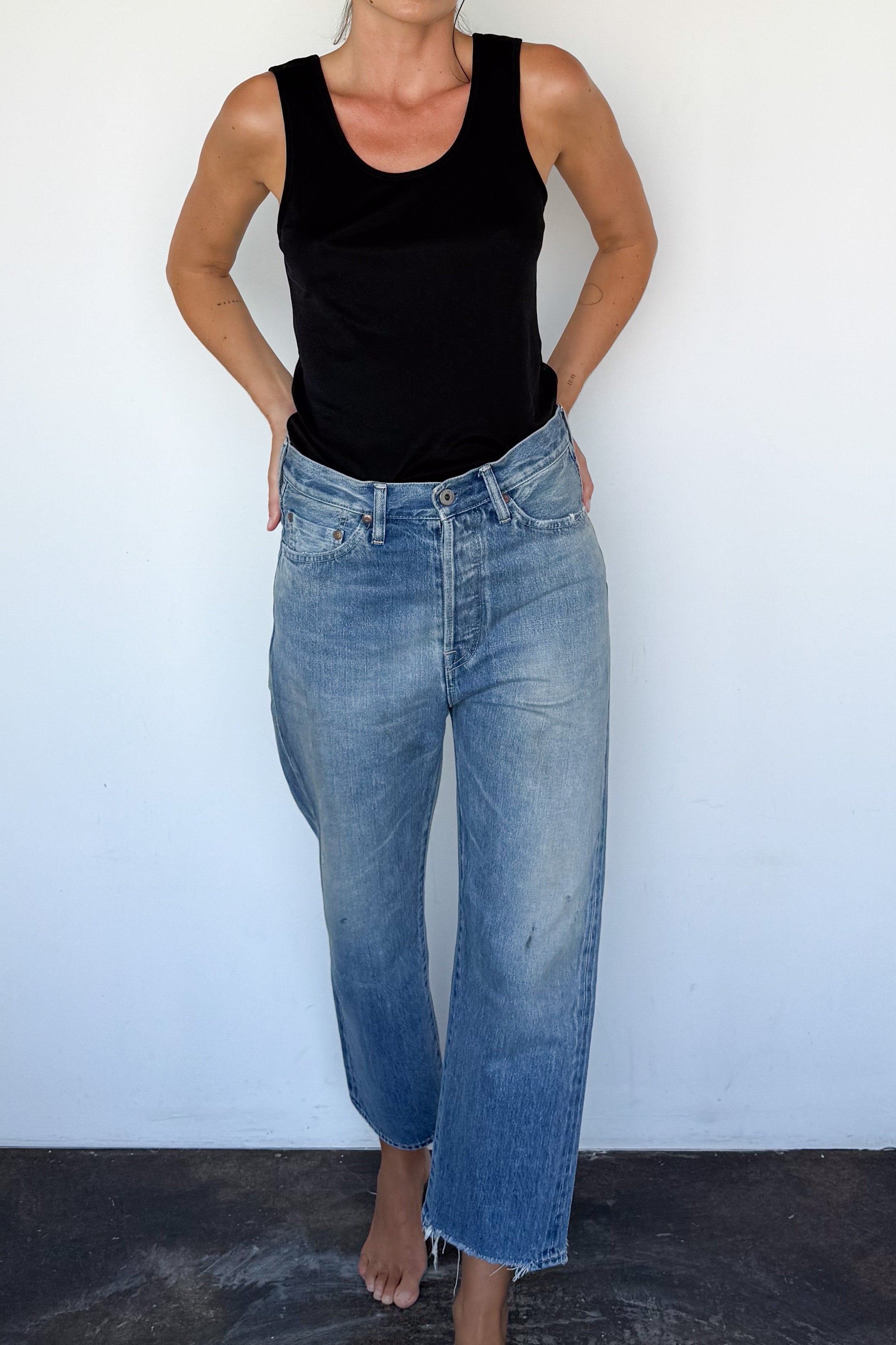 Wide Tapered Cut Jean