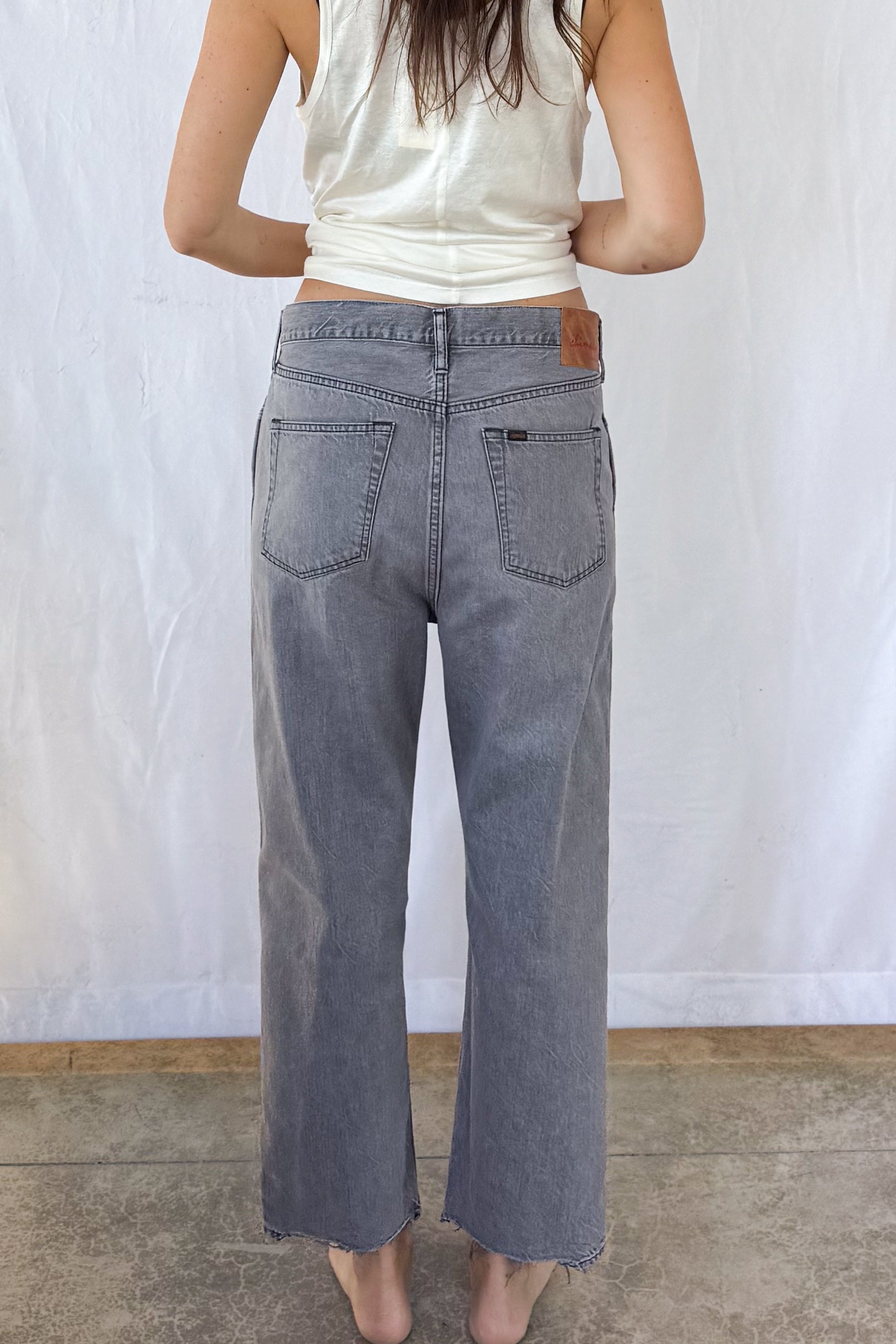 Wide Tapered Cut Jean