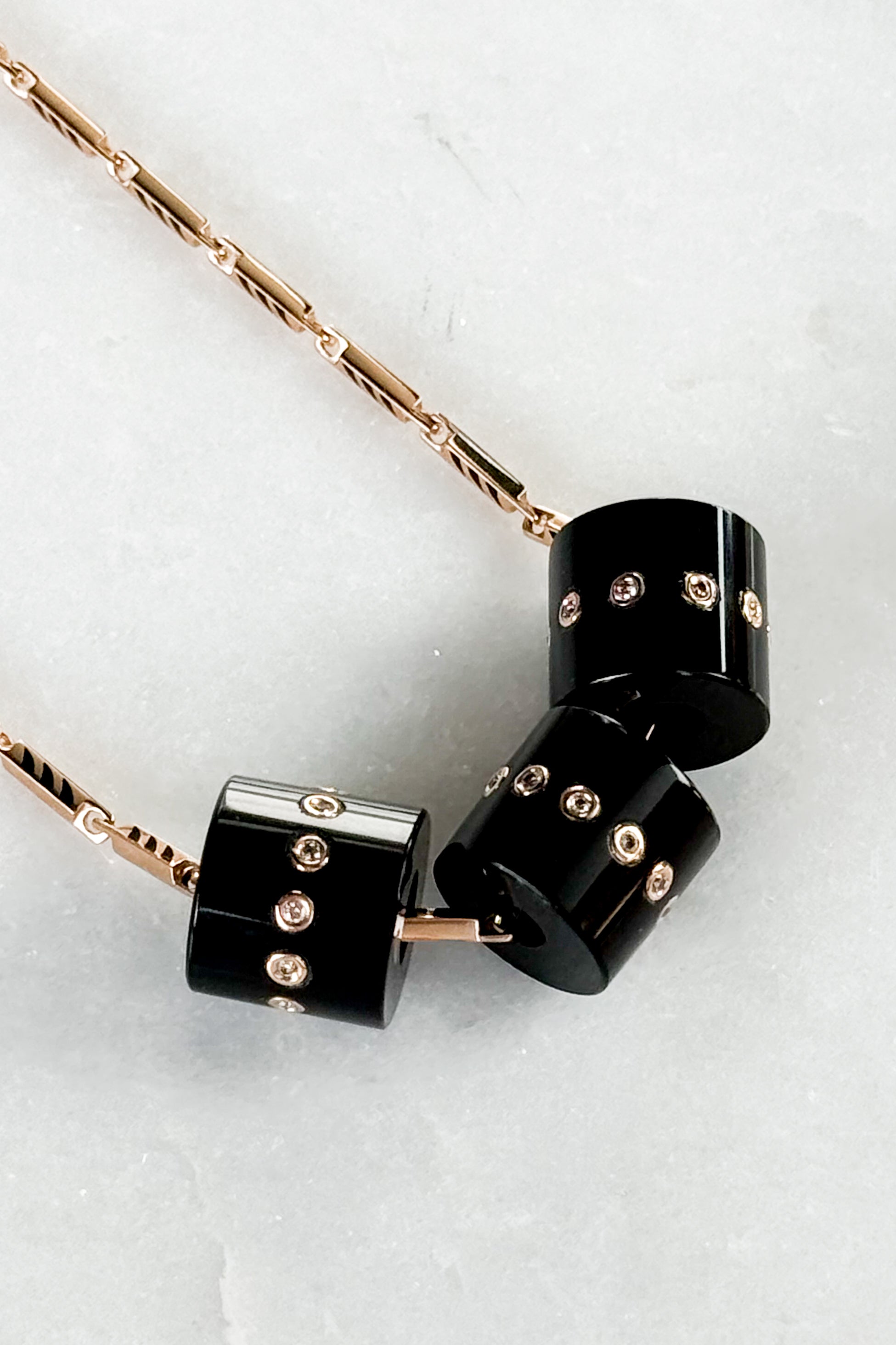 Onyx Short Bead with Diamonds