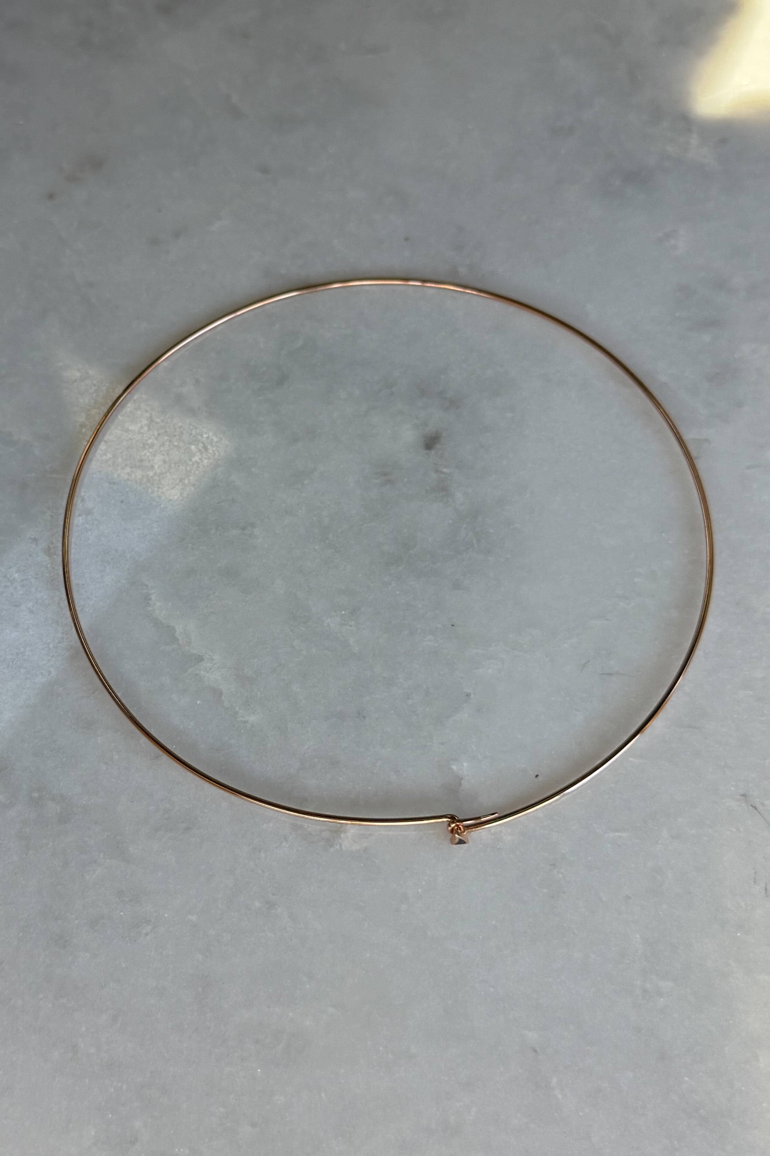 Wave Gold Wire Necklace
