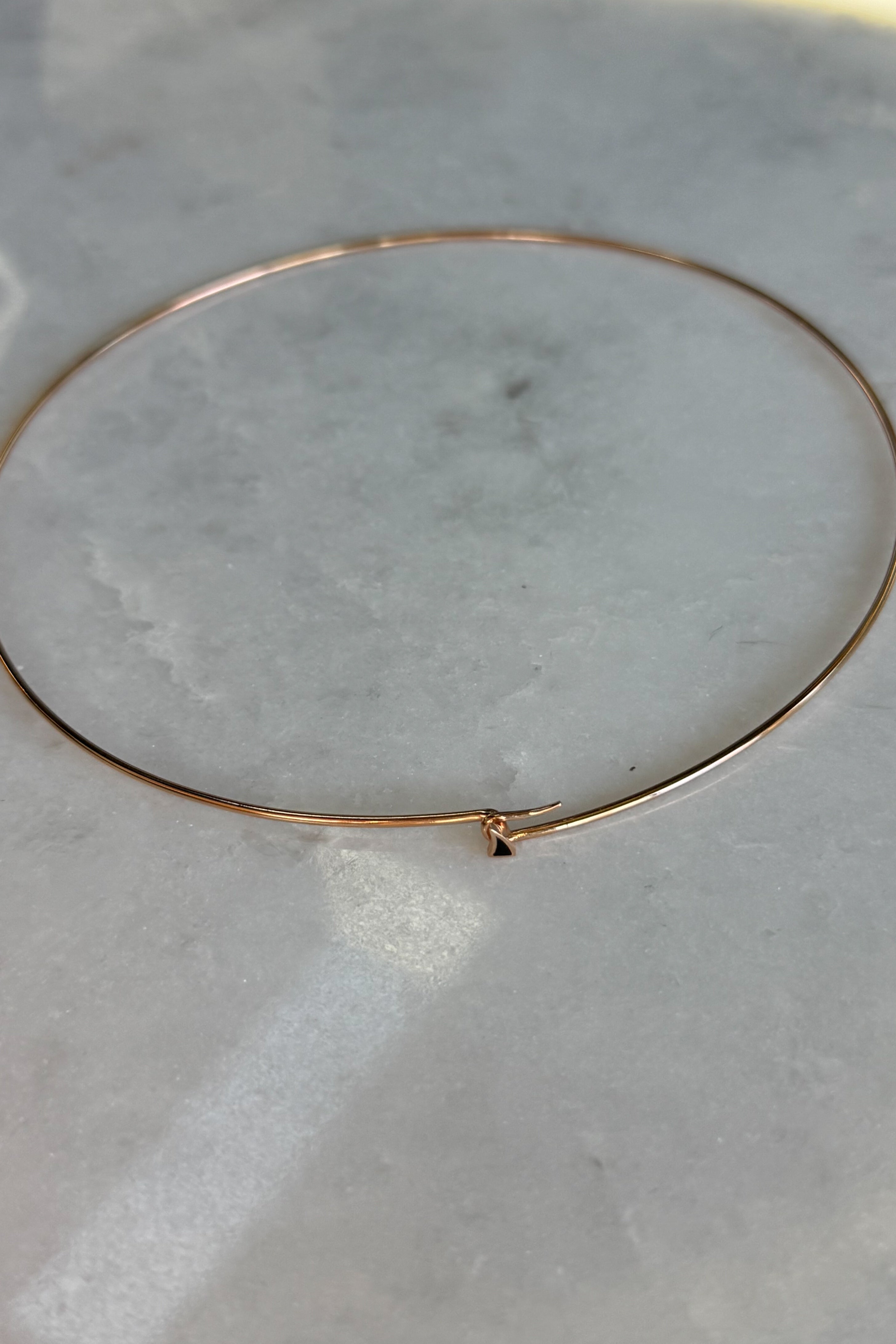 Wave Gold Wire Necklace
