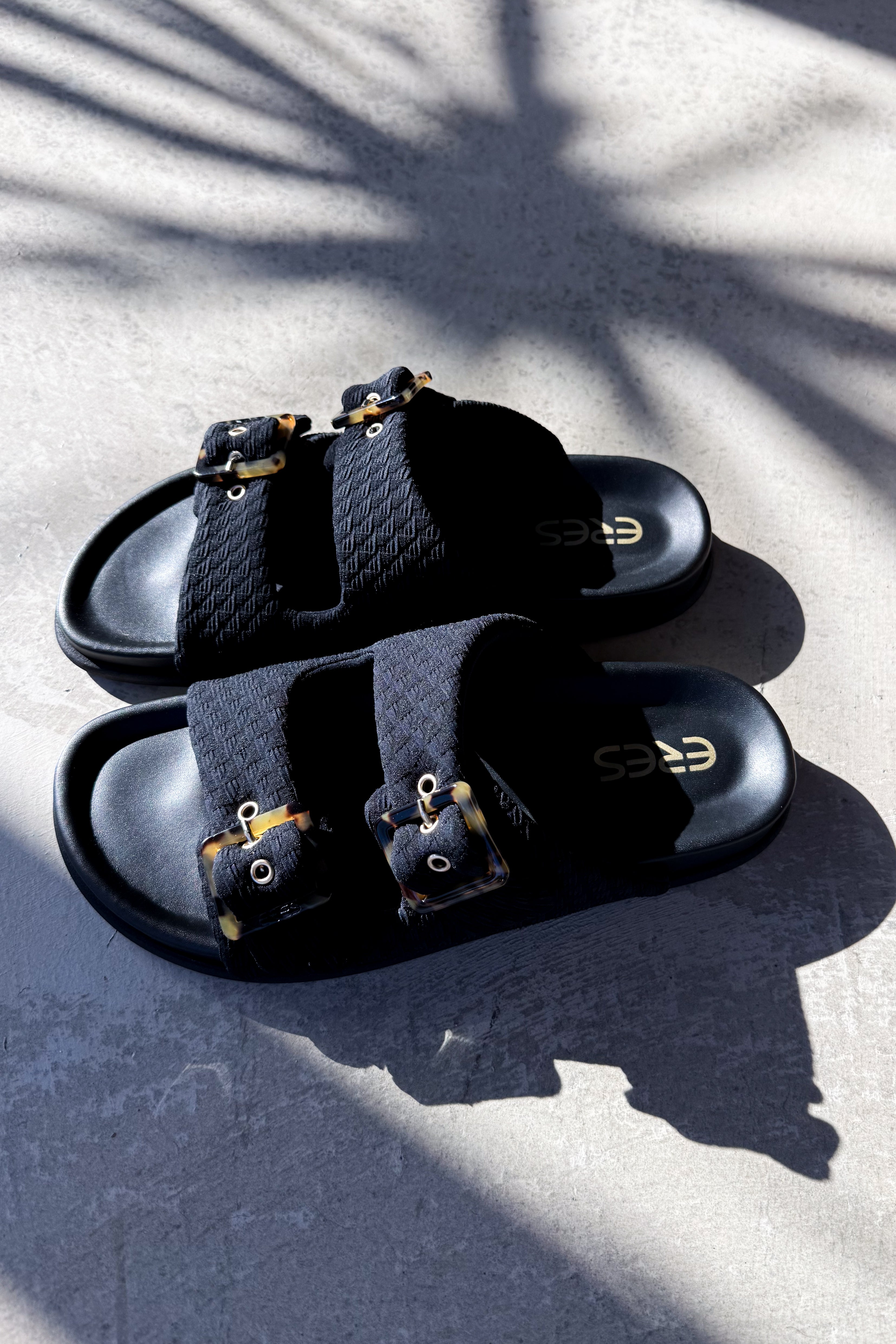 Izia Vogue Sandal