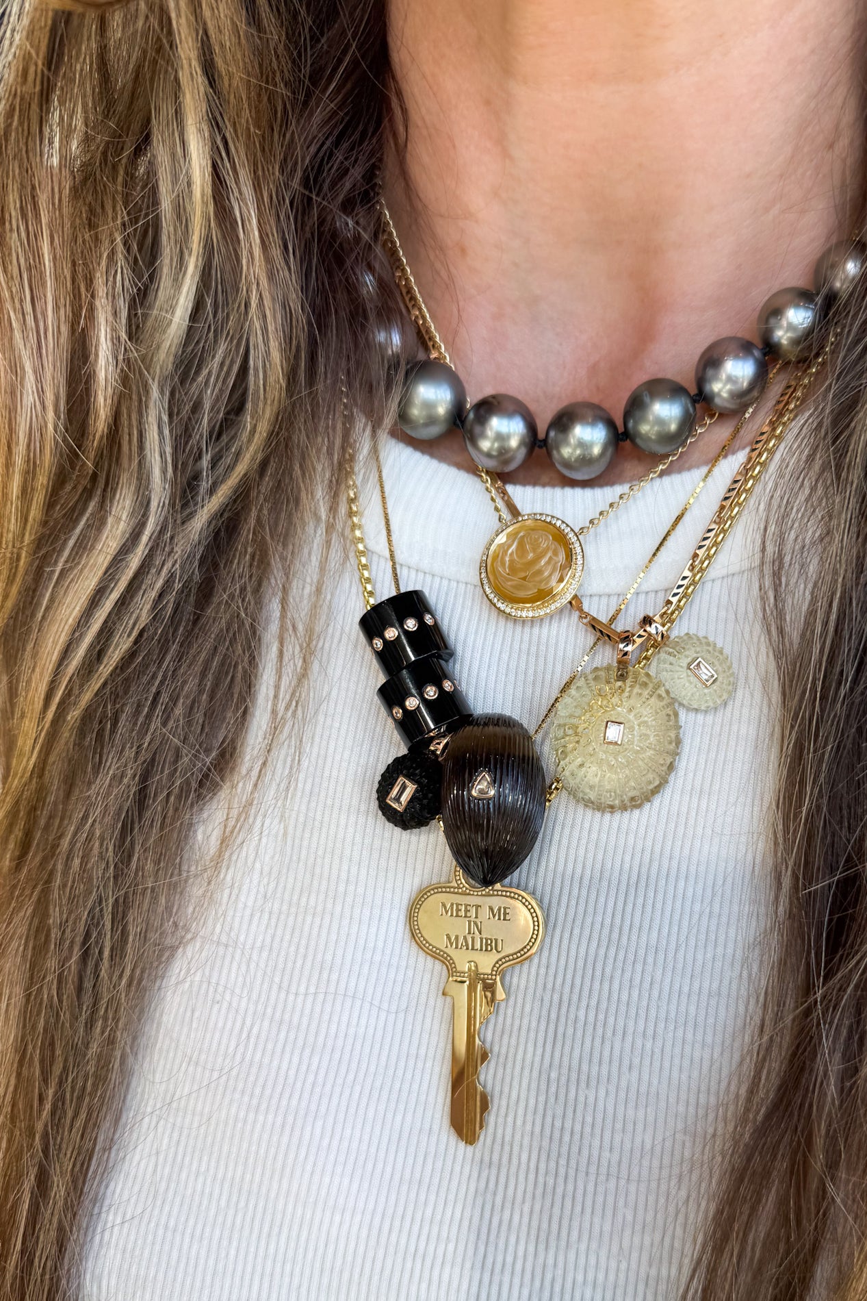 Grande Smokey Quartz Coquito with Diamond Bead