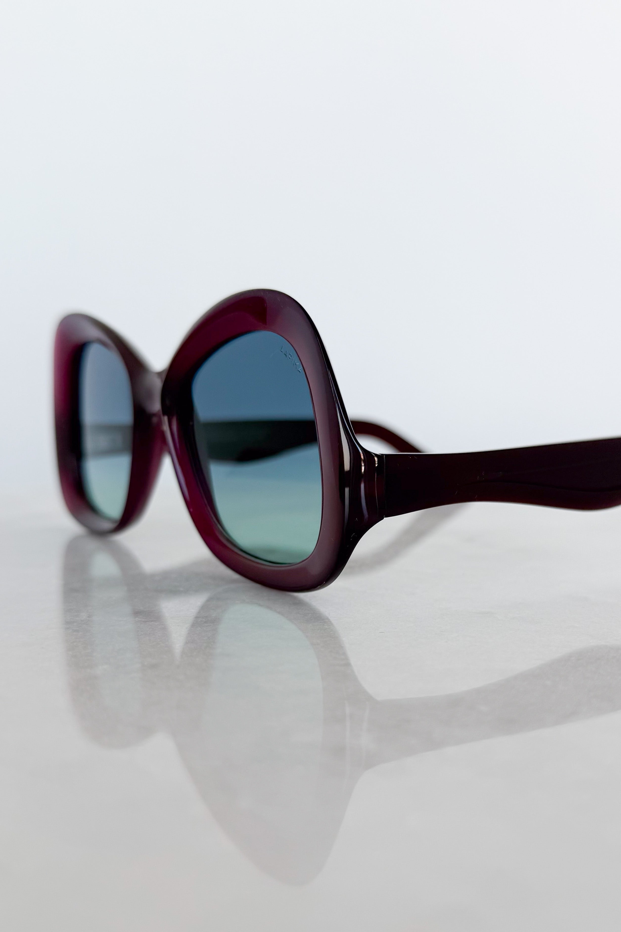 Aurora Sunglasses, Acai Blue Sky