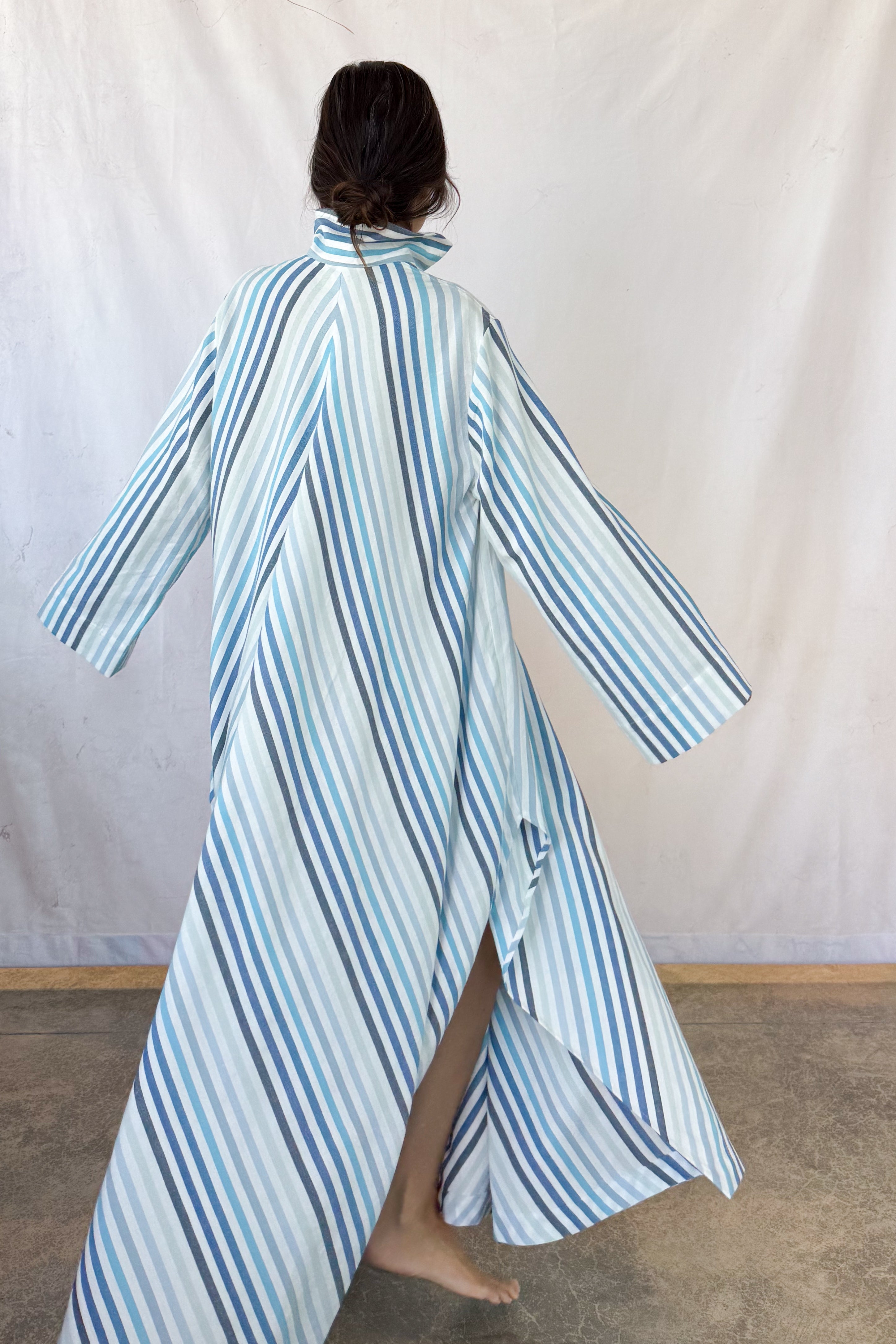 Lagoon V-Neck Caftan