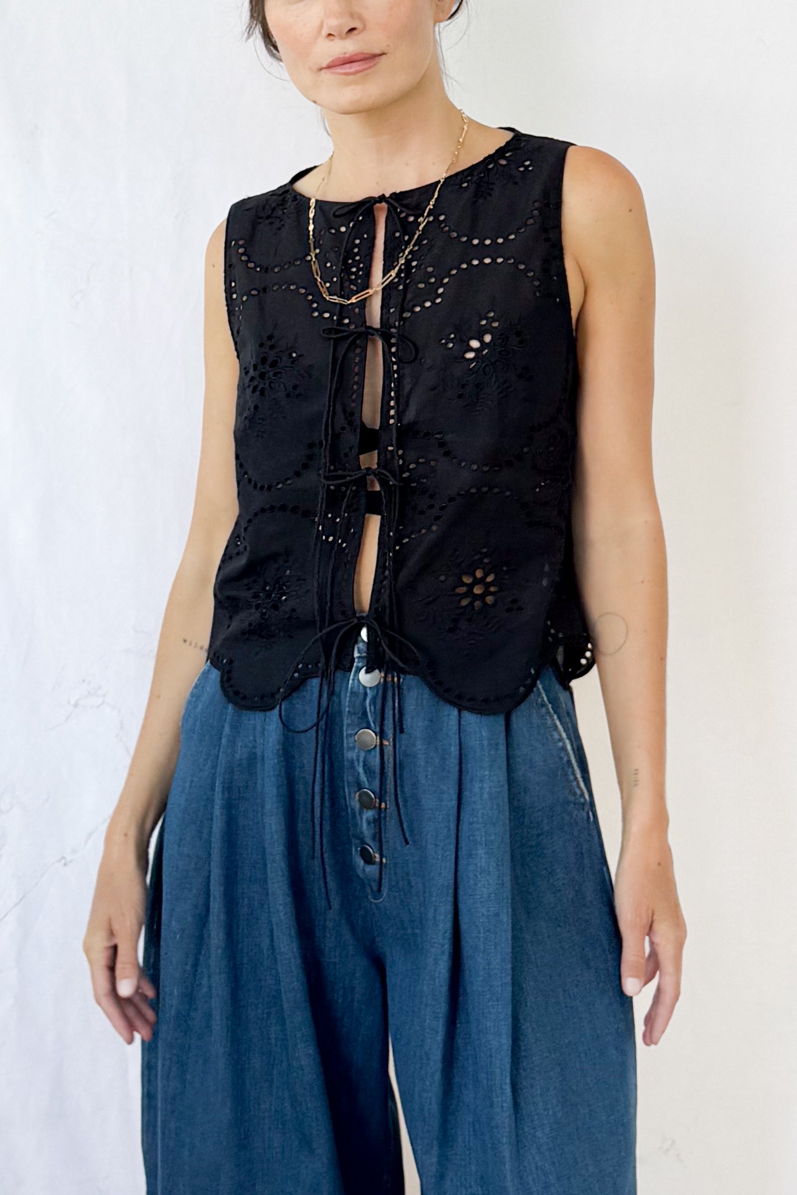 Broderie Tie Tank Top