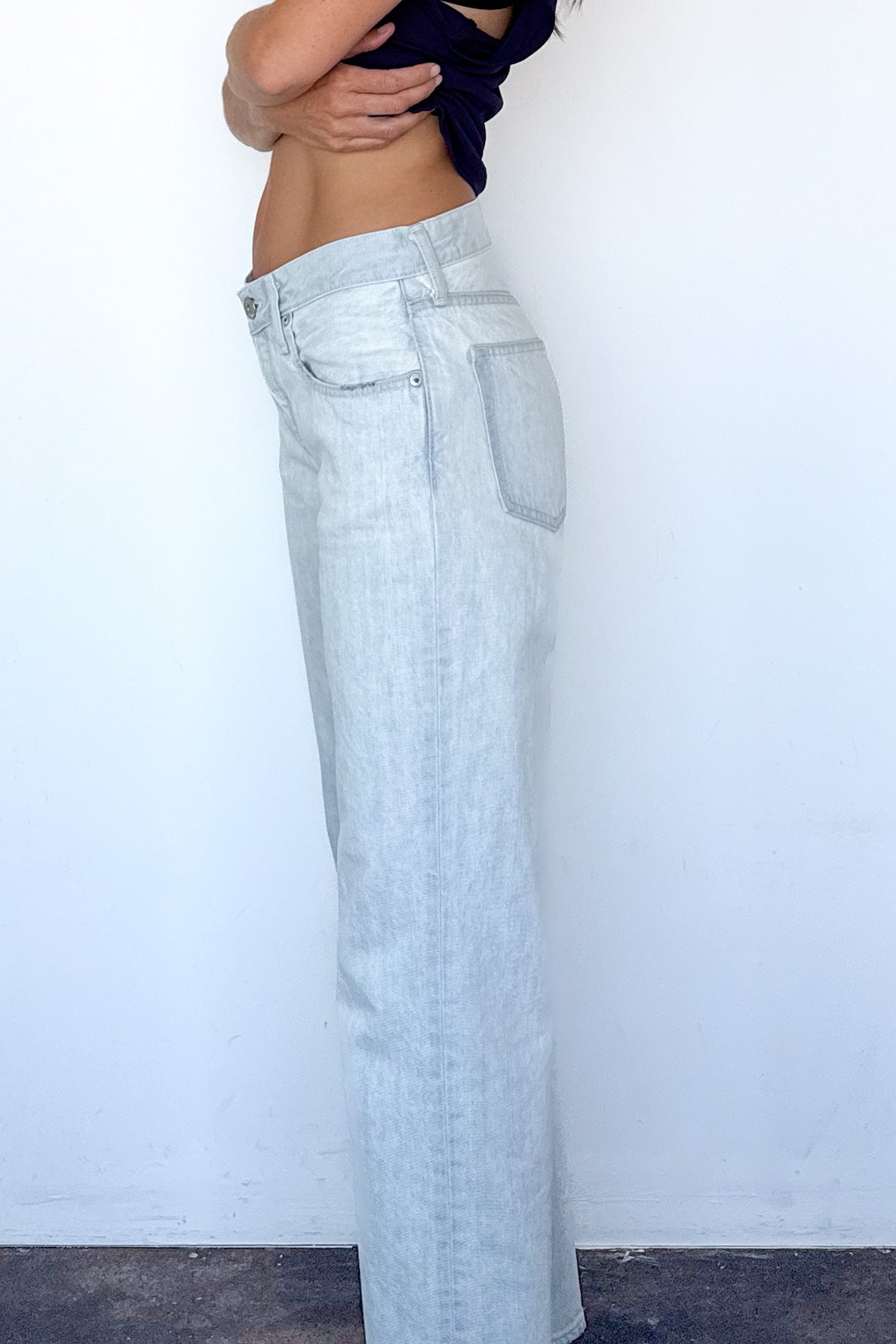 Bainbridge Low Straight Jean