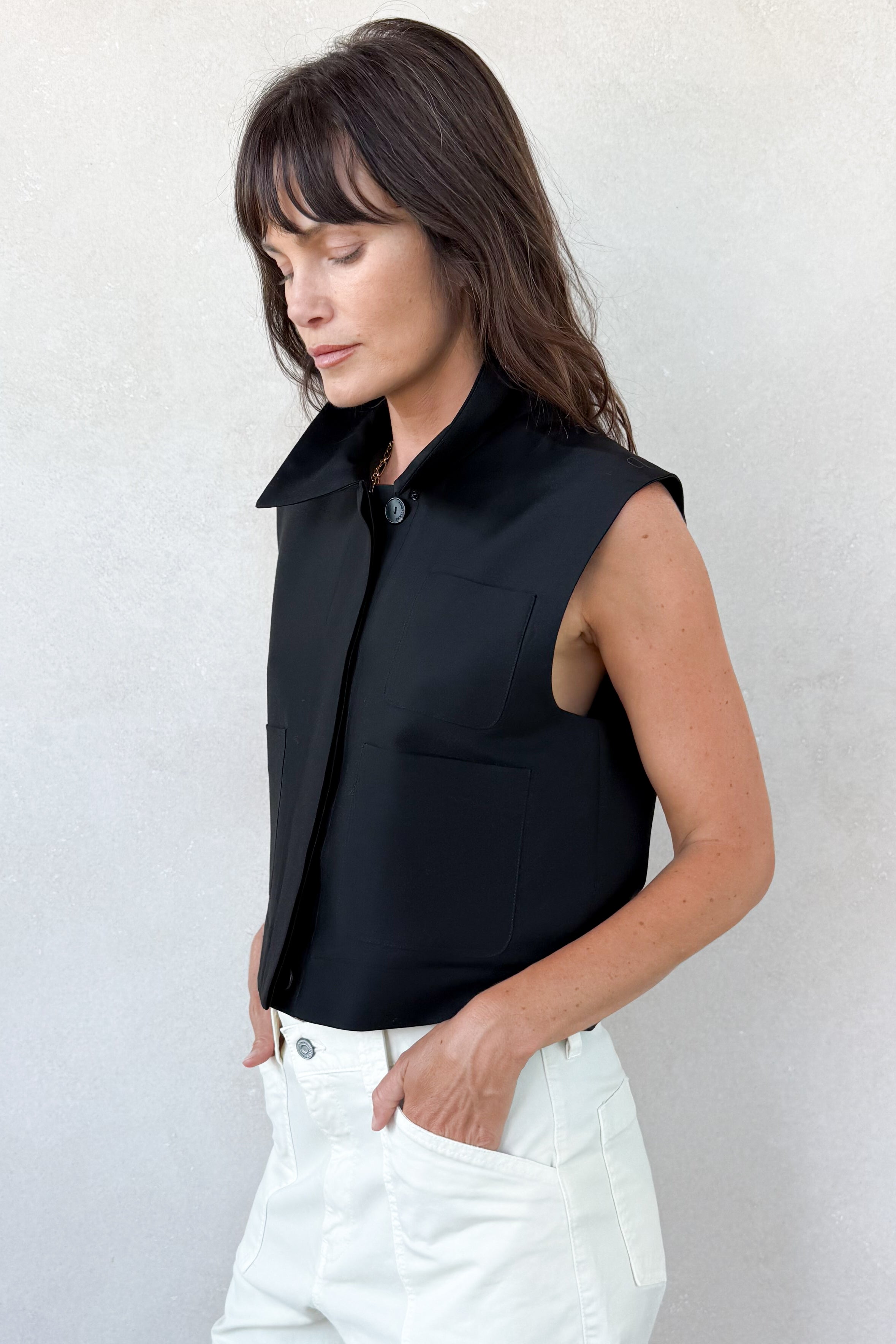 Hanley Vest – SUNROOM