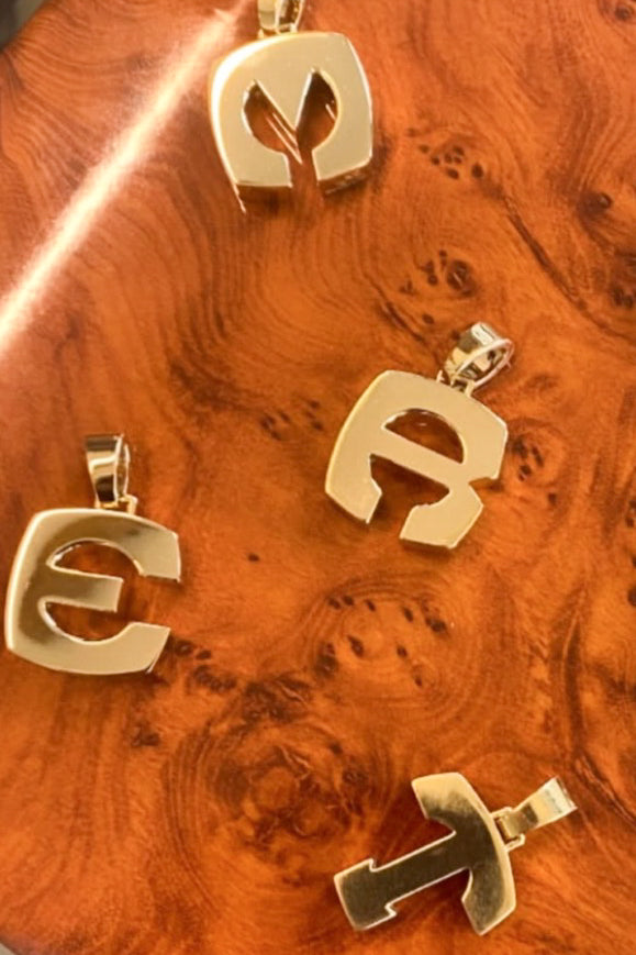 Custom Gold Splendente Initial Pendant
