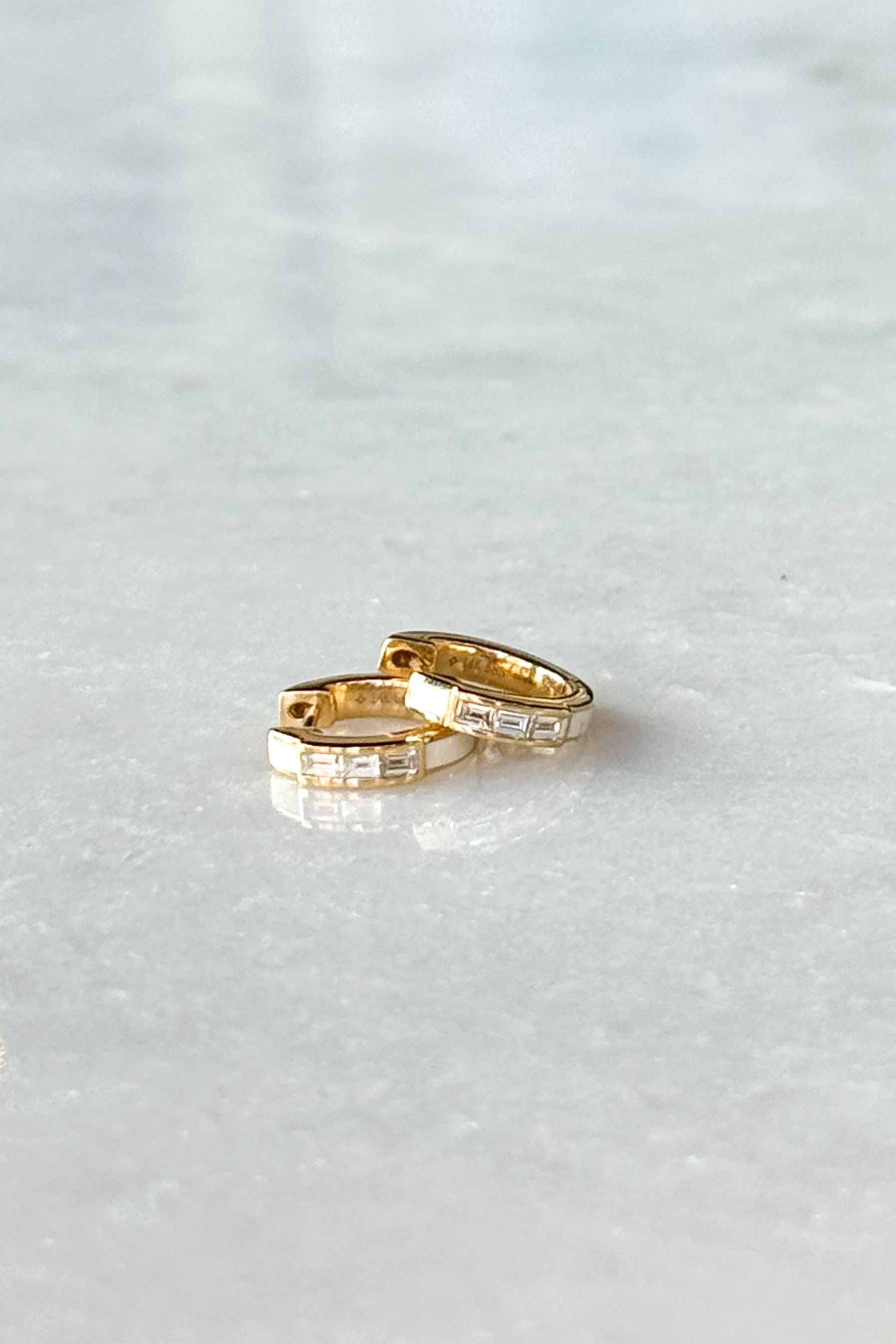 Diamond Baguette & White Enamel Huggie Hoop Earring