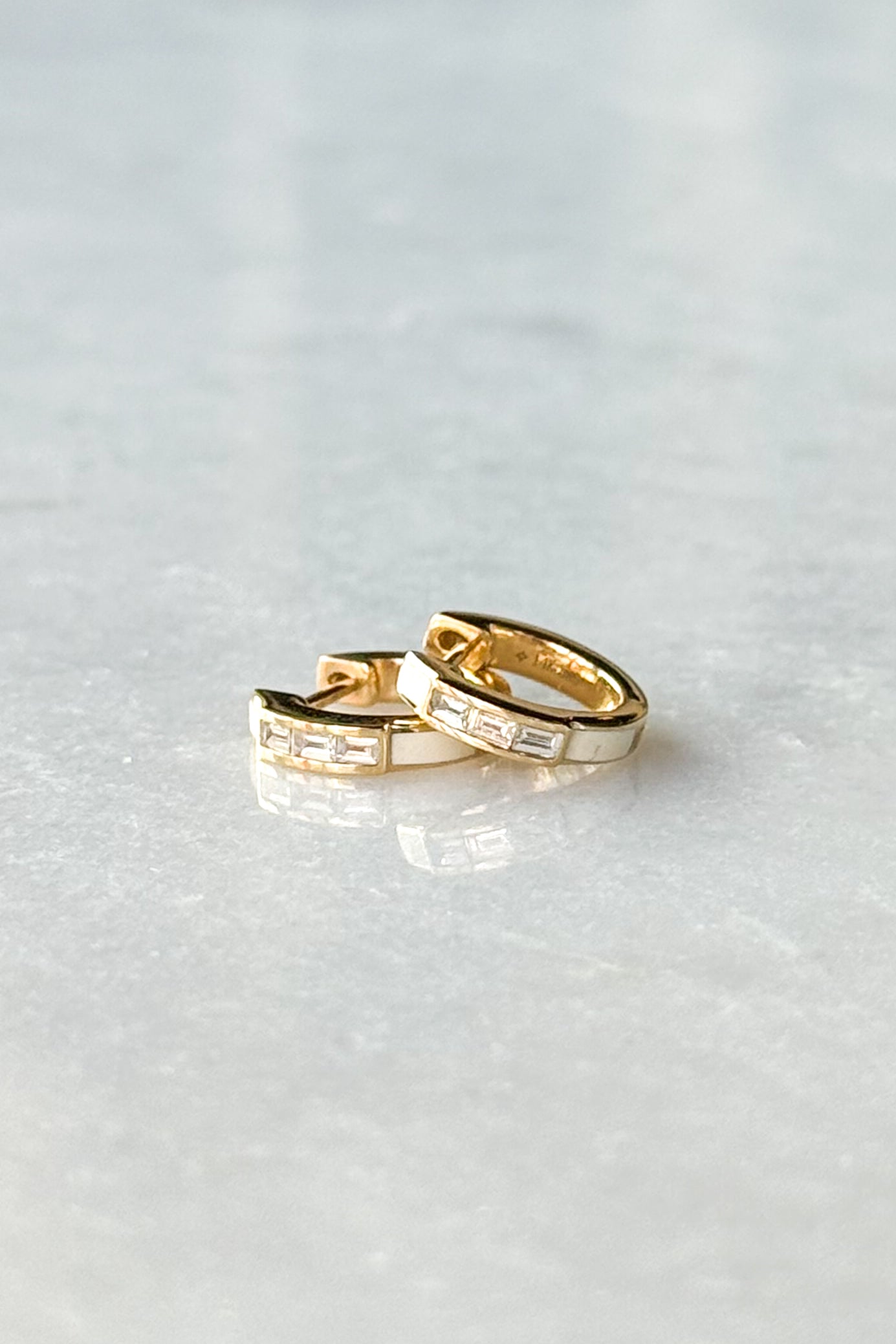 Diamond Baguette & White Enamel Huggie Hoop Earring