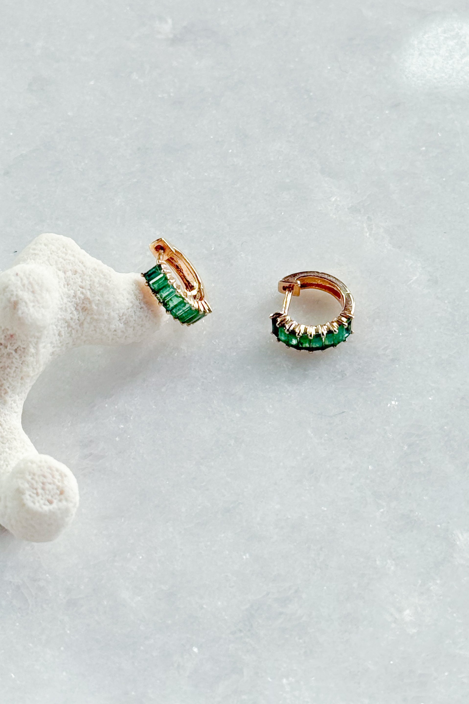 Emerald Baguette-Cut Huggie Hoop Earring