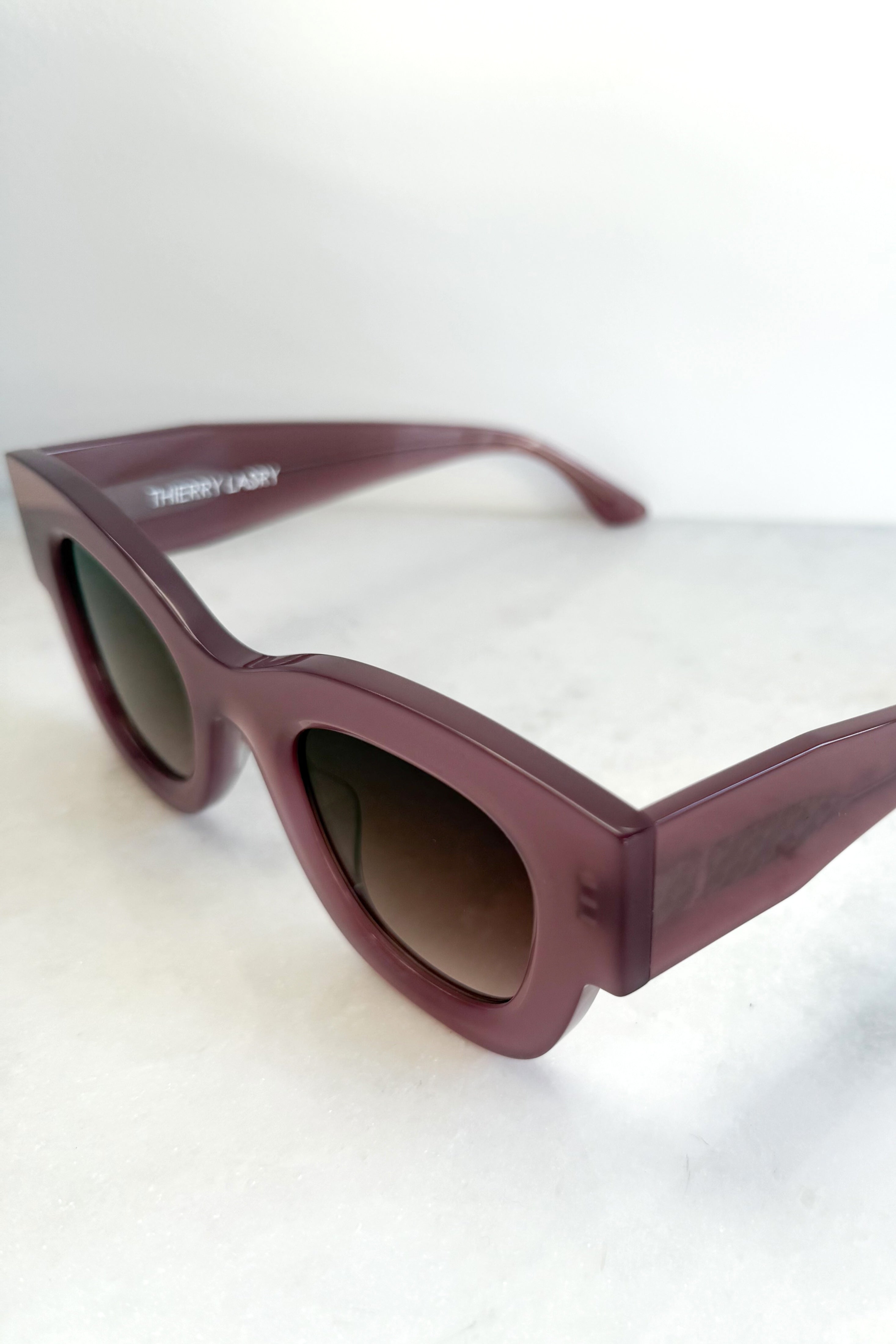 Confessy Milky Lilac Sunglasses