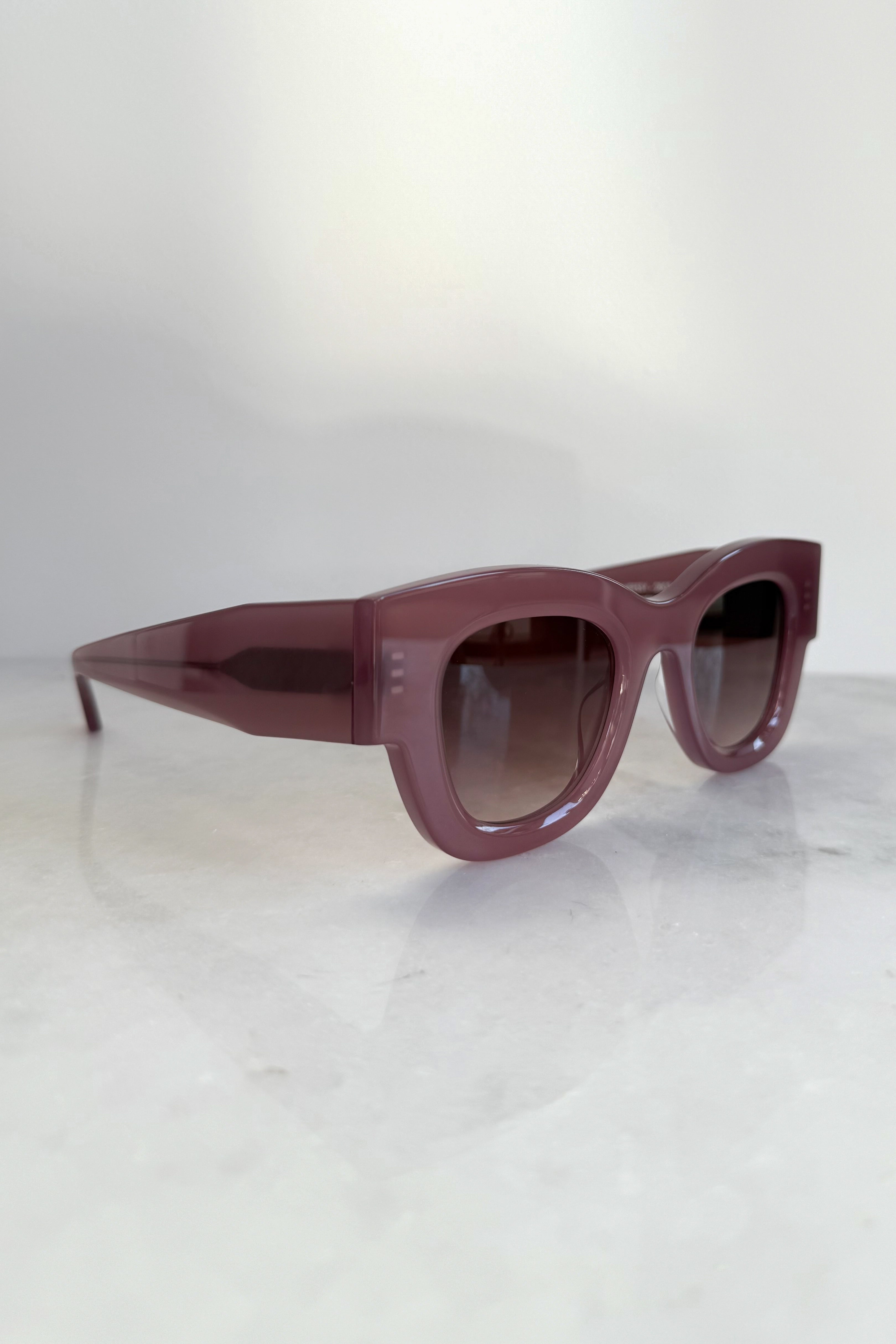 Confessy Milky Lilac Sunglasses