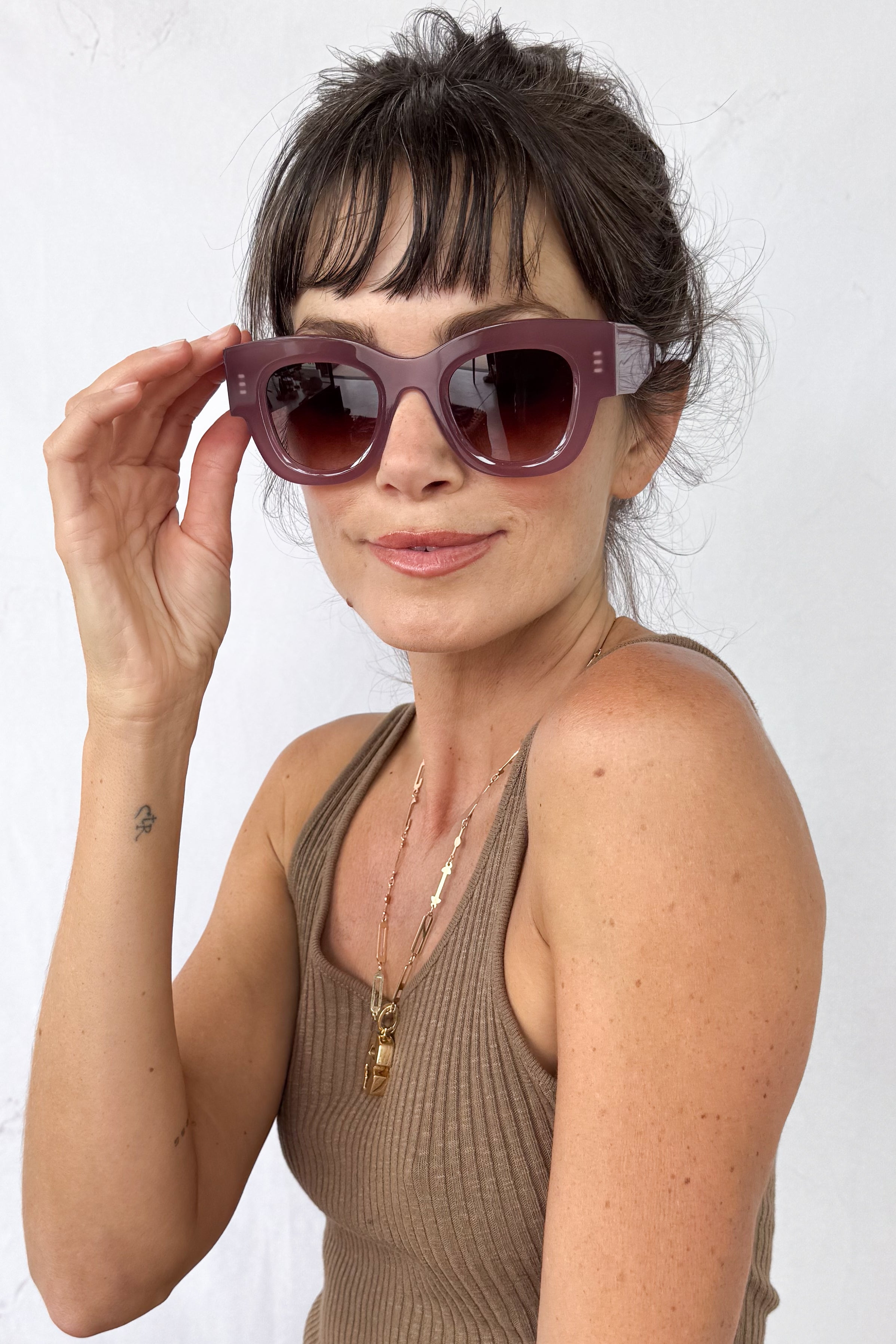 Confessy Milky Lilac Sunglasses