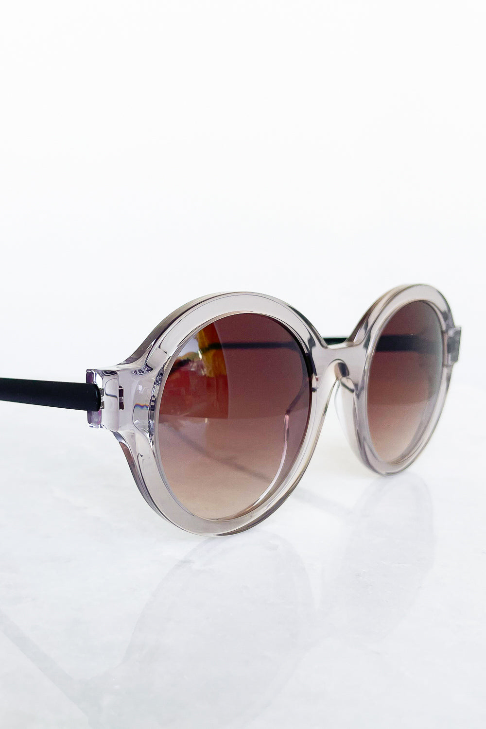 Ducklipsy Translucent Lilac Sunglasses
