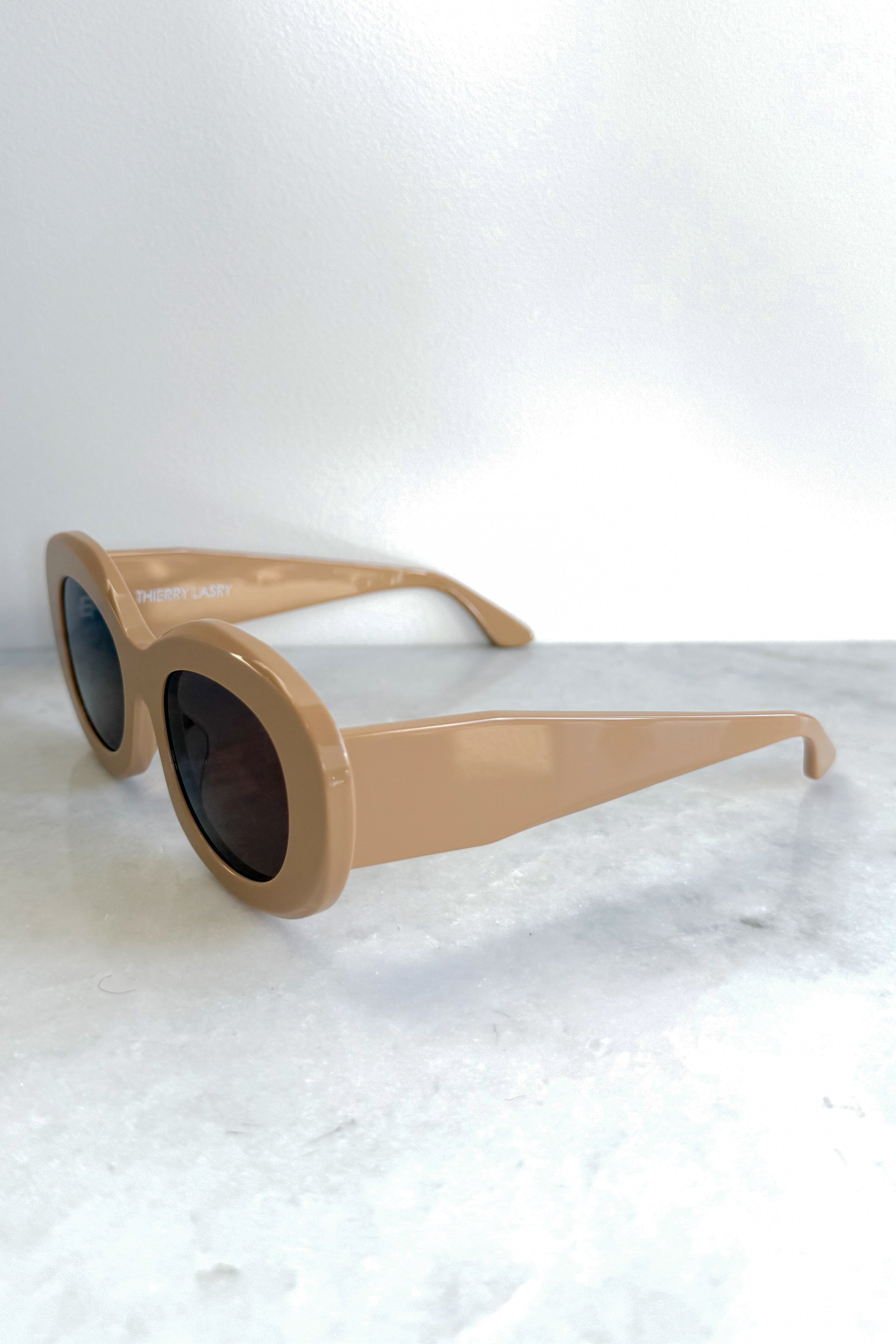 Envy Beige Sunglasses