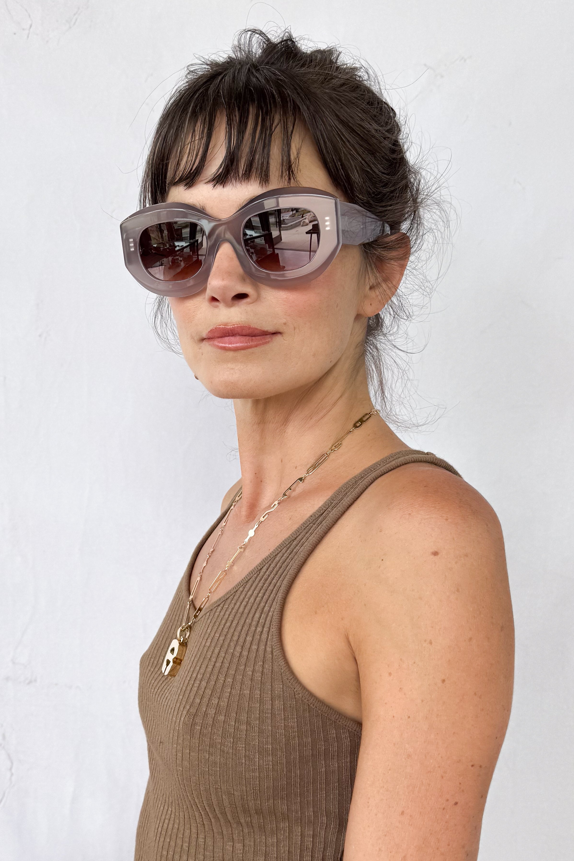 Trophy Milky Smoke Sunglasses