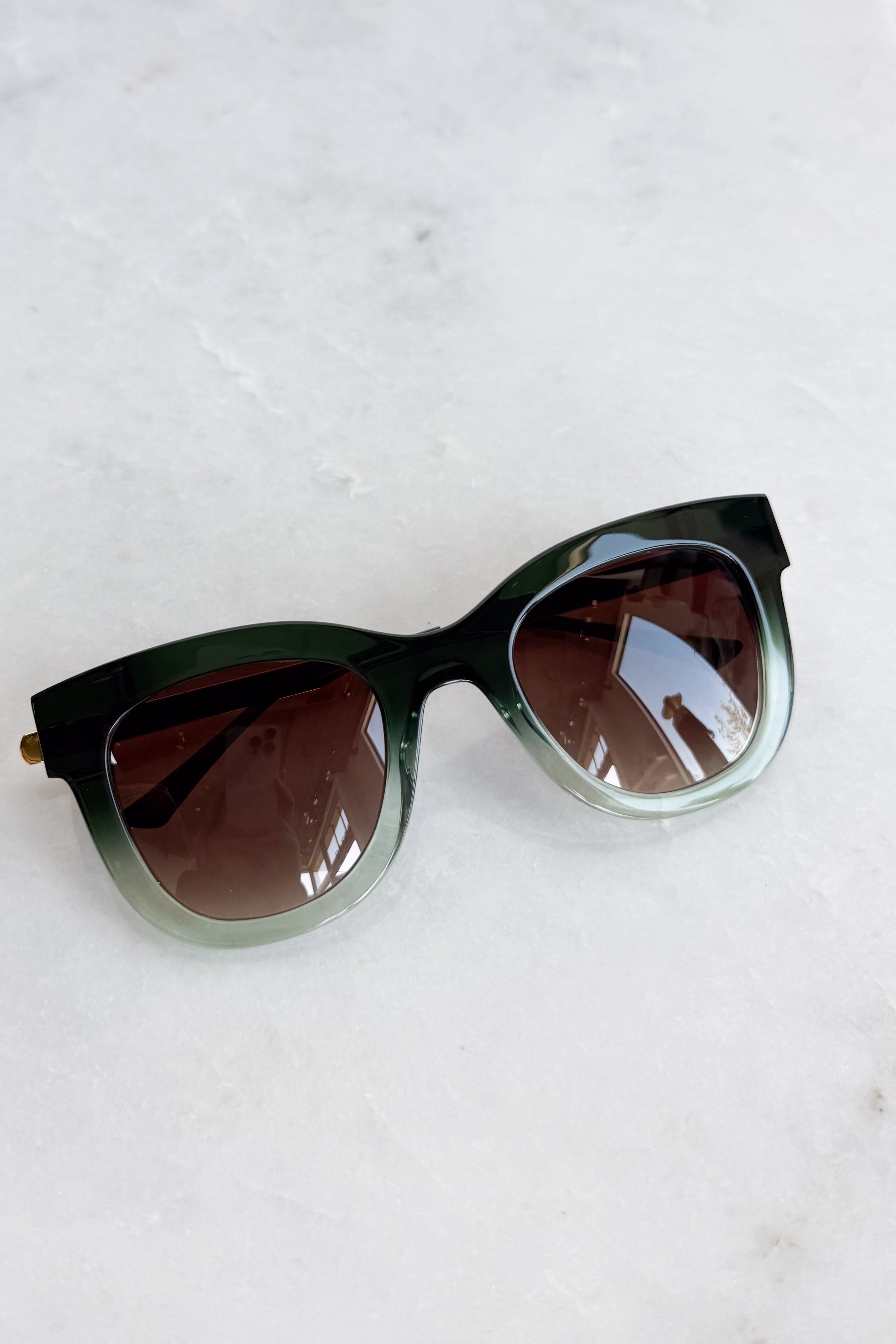 Sexxxy Gradient Green Sunglasses