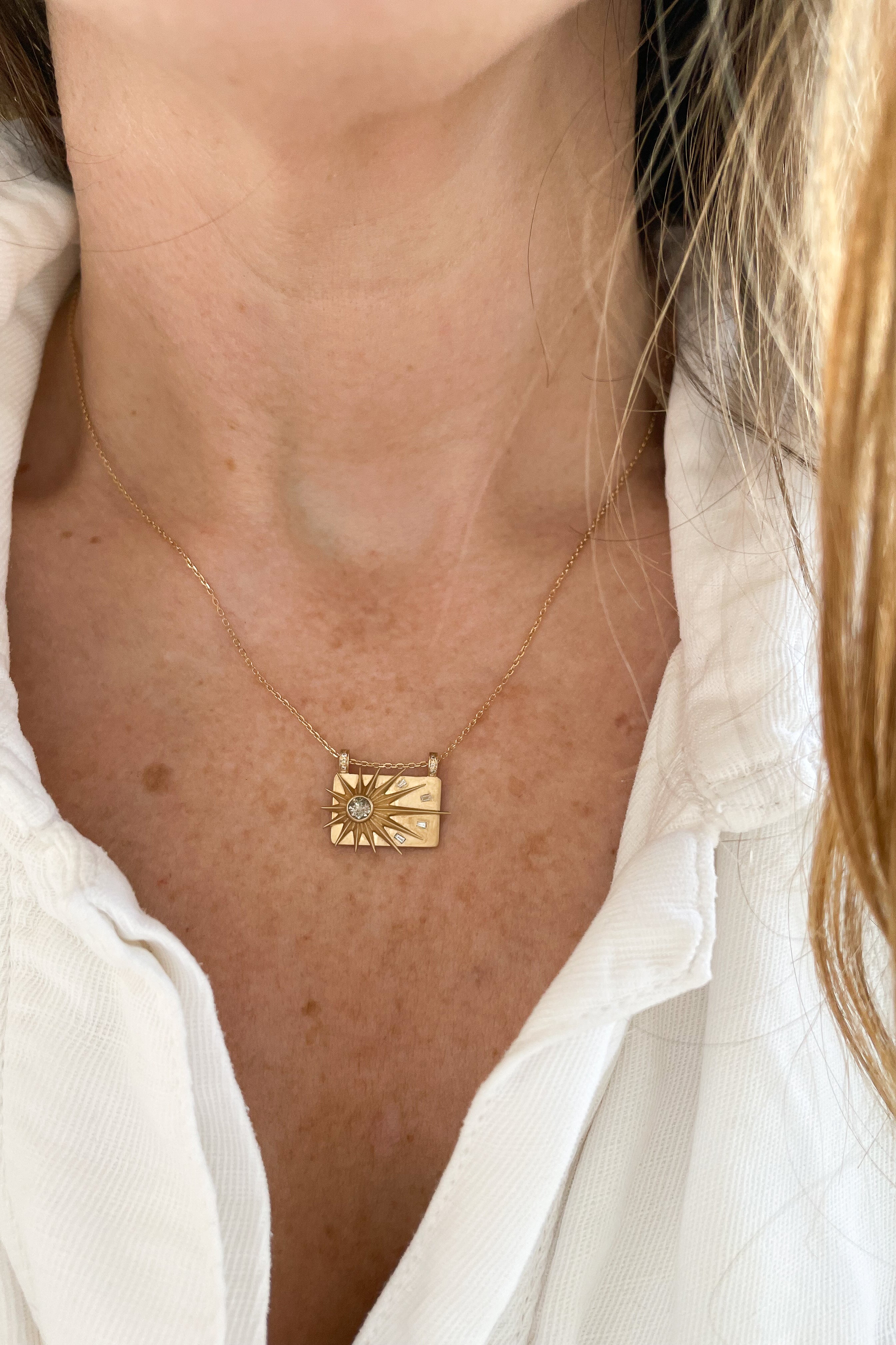 Full Sun & Diamonds Plate Necklace