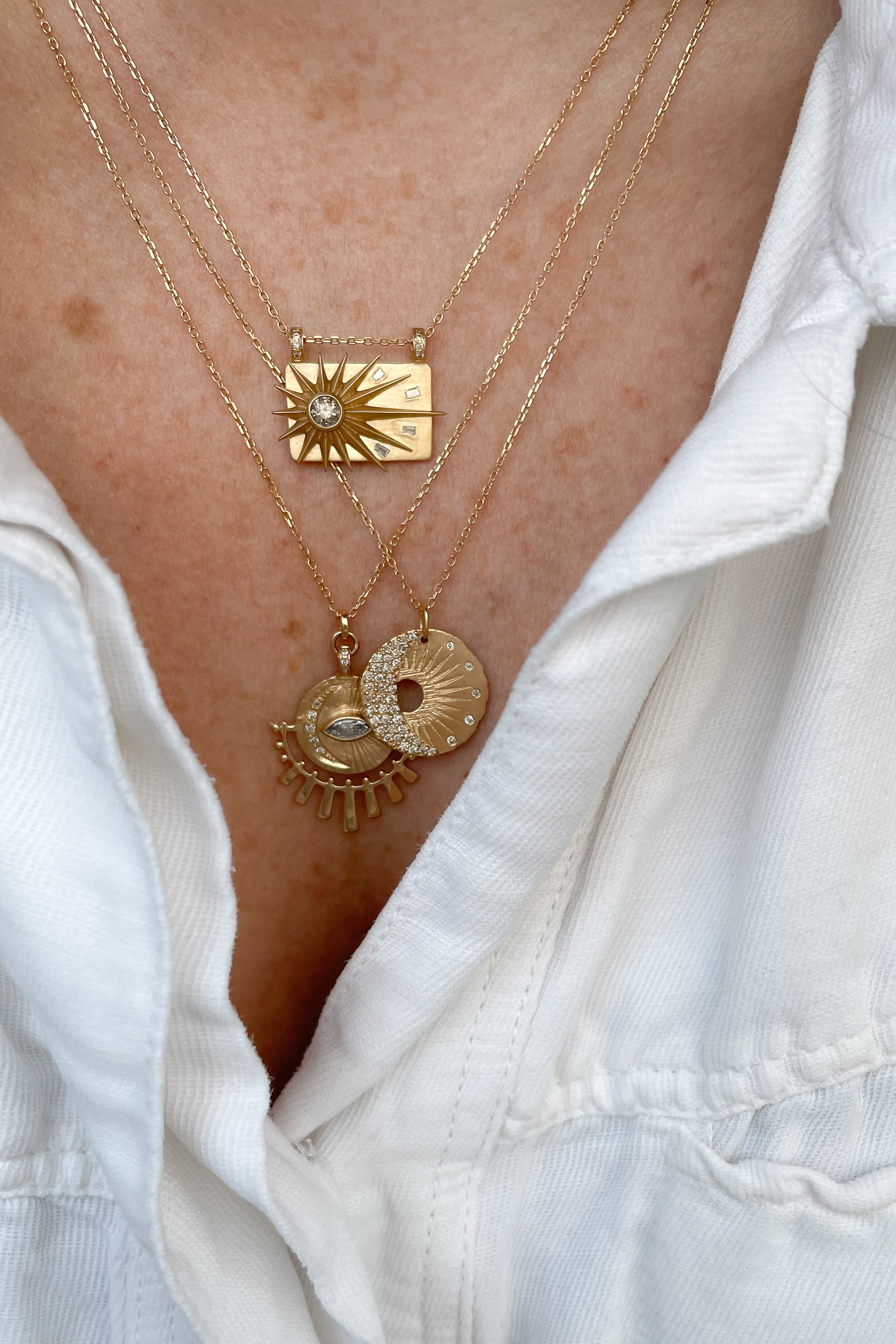 Full Sun & Diamonds Plate Necklace