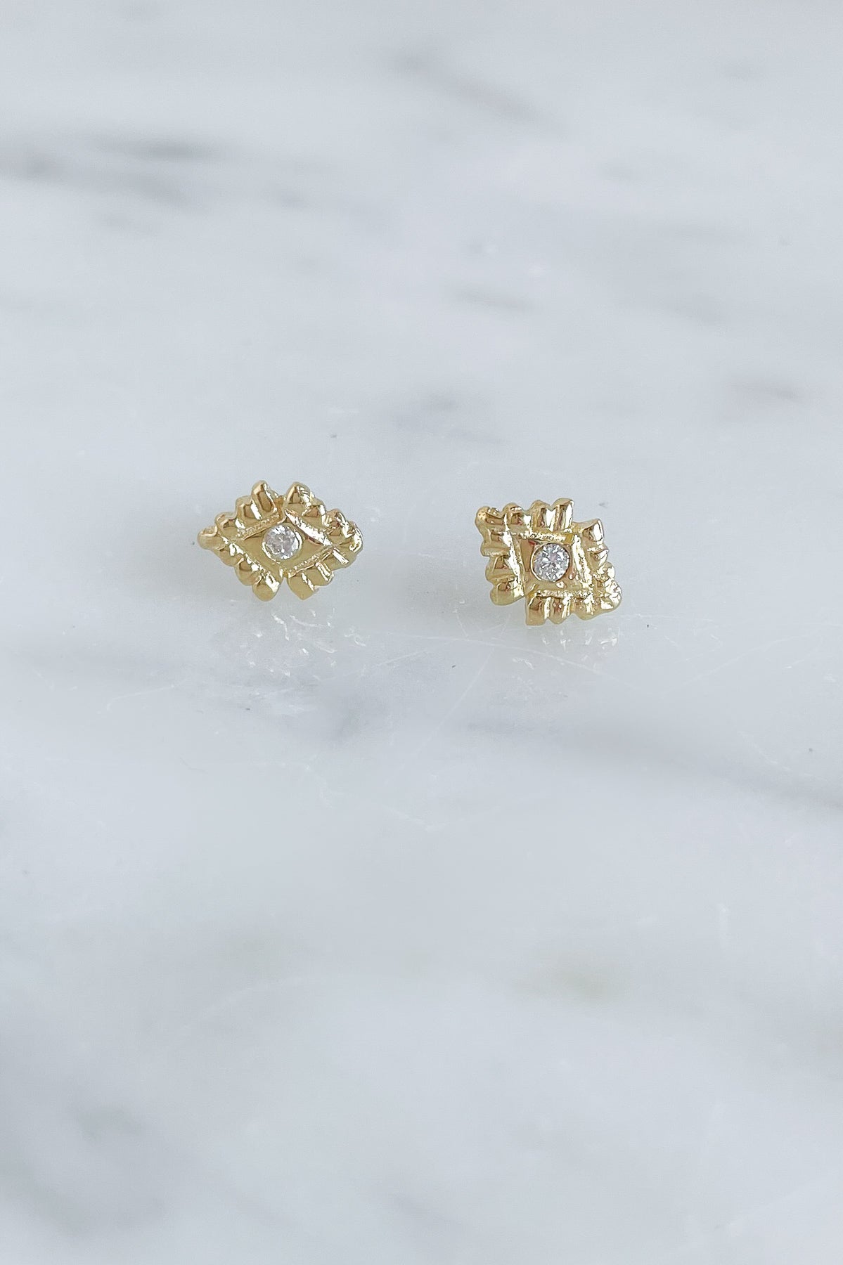 Diamond Light Stud