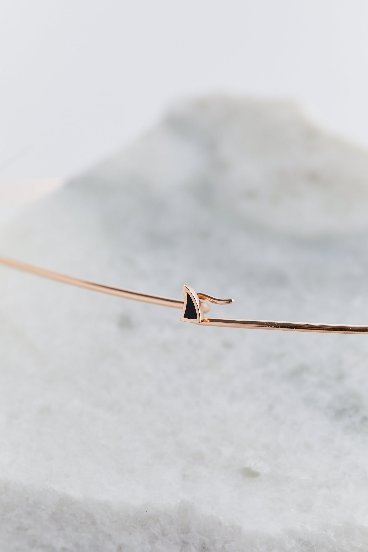 Wave Gold Wire Necklace